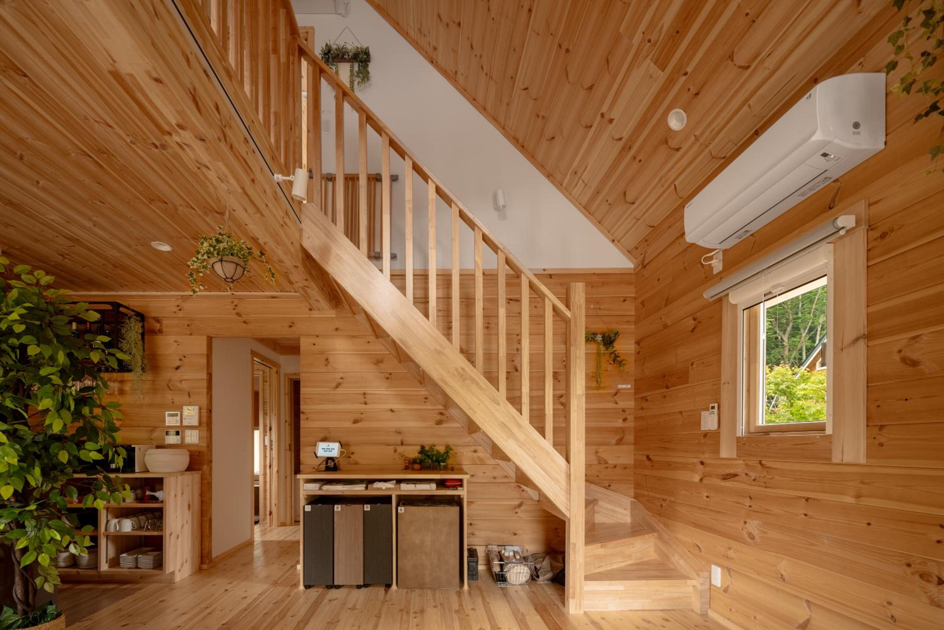 箱根芦之隠 Ashi Hakone Cabin Retreat