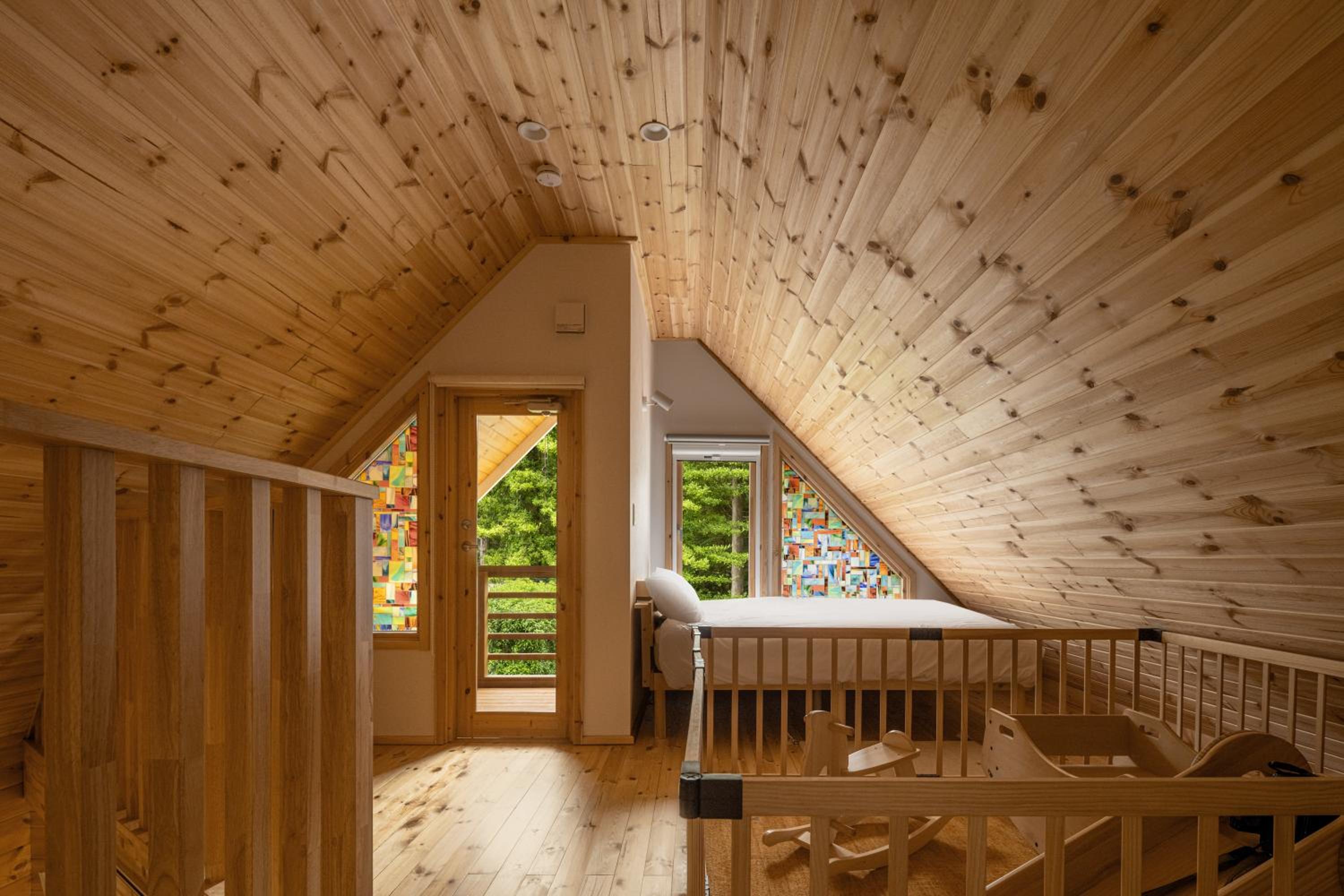 箱根芦之隠 Ashi Hakone Cabin Retreat