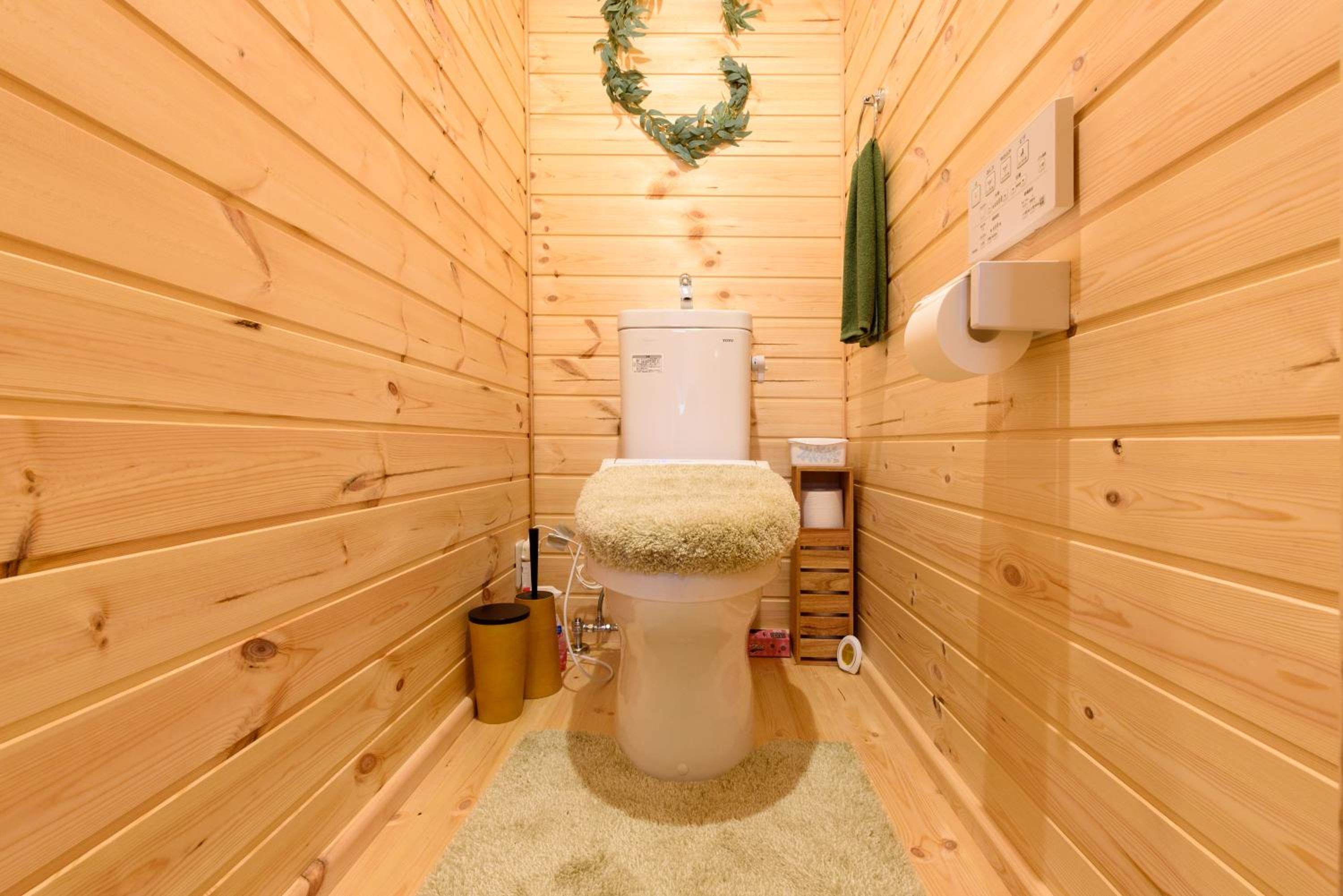 箱根芦之隠 Ashi Hakone Cabin Retreat