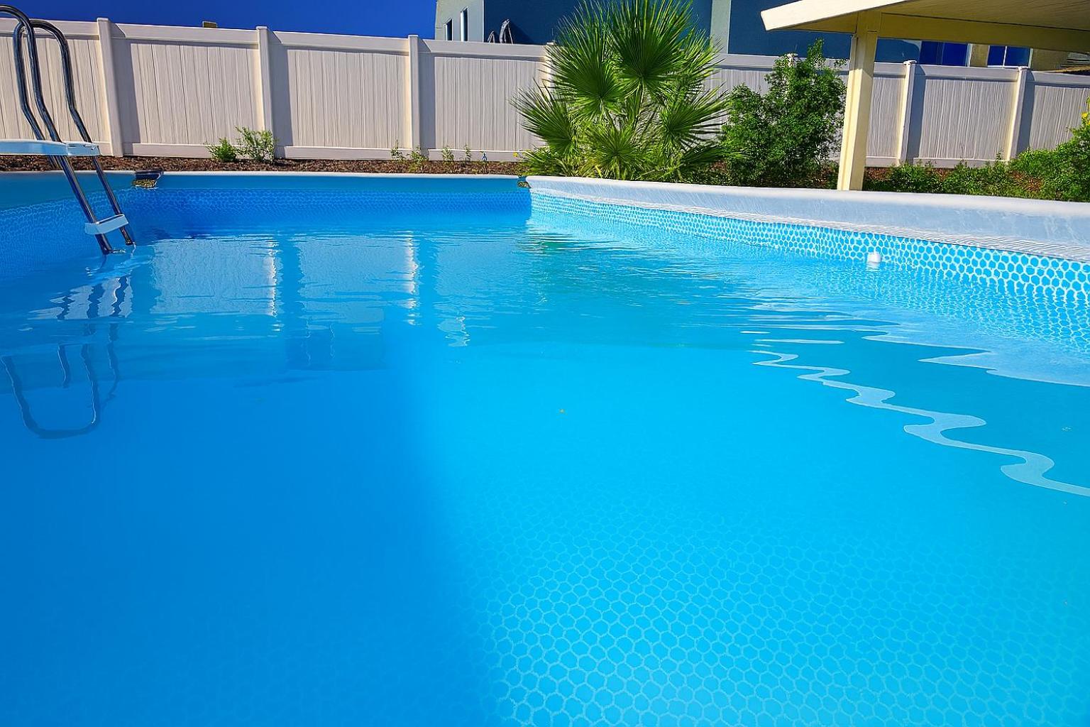 6 BR Pool & Games Retreat - Summer Near Wineries