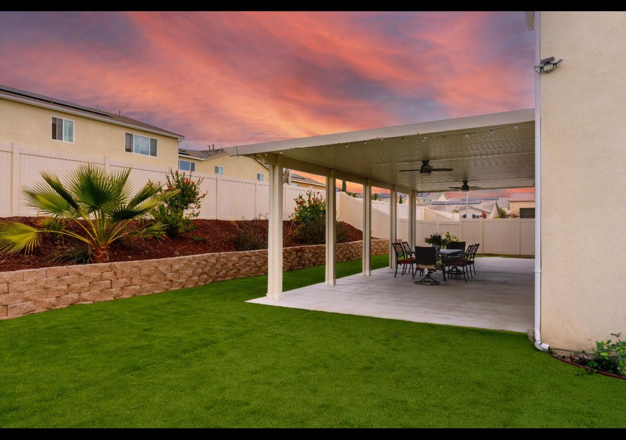 6 BR Pool & Games Retreat - Summer Near Wineries