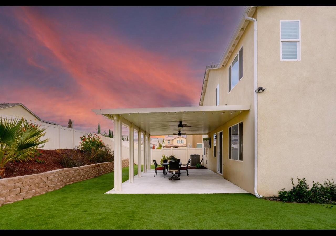 6 BR Pool & Games Retreat - Summer Near Wineries