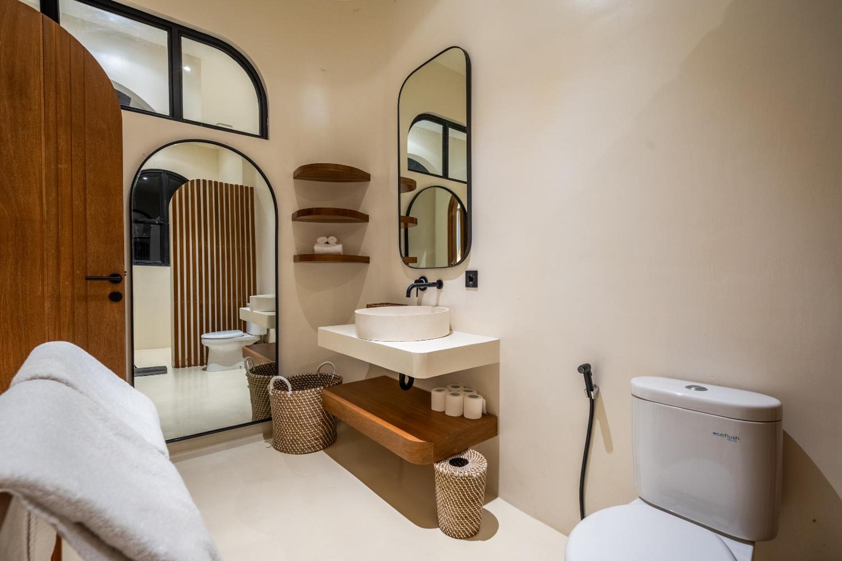 Nicolas Villa Canggu