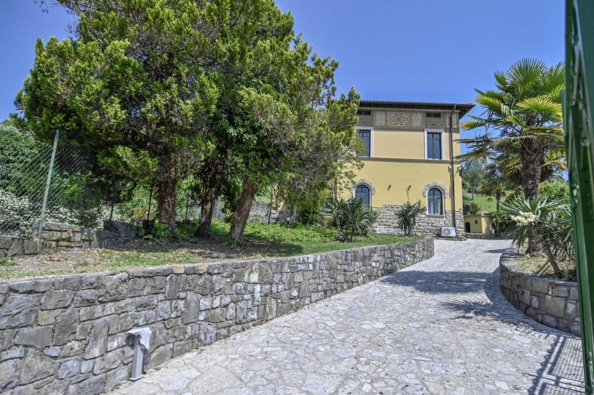Villa Giovanna, Beautiful Rooms - by Host4U