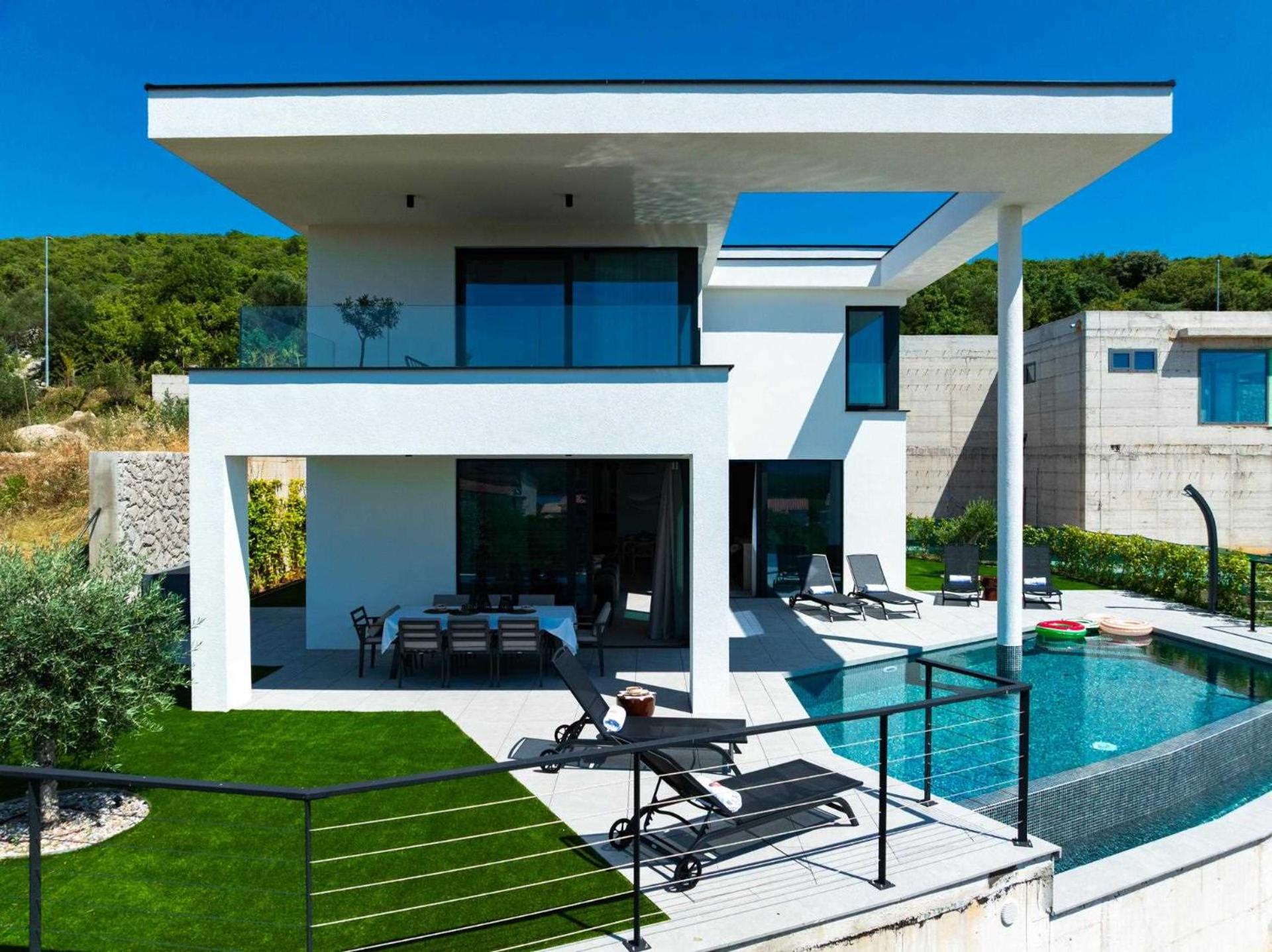 Luxury villa 45 with infinity pool