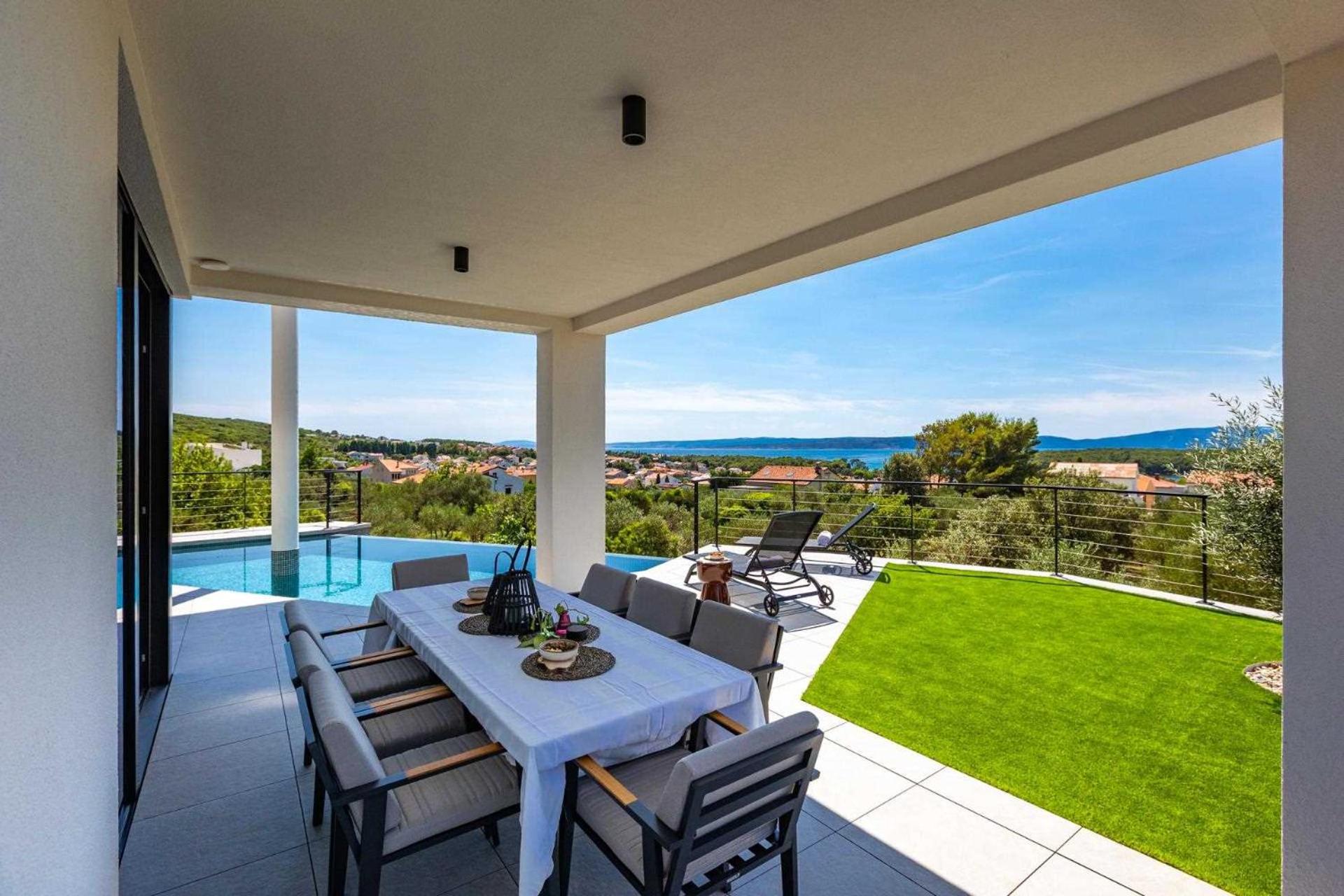 Luxury villa 45 with infinity pool