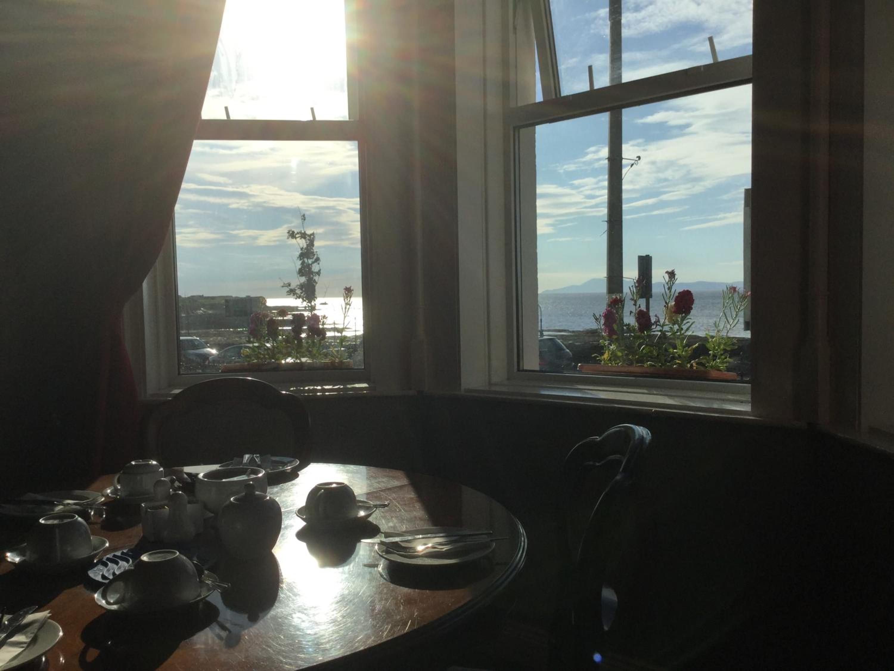 Rolling Wave Guesthouse