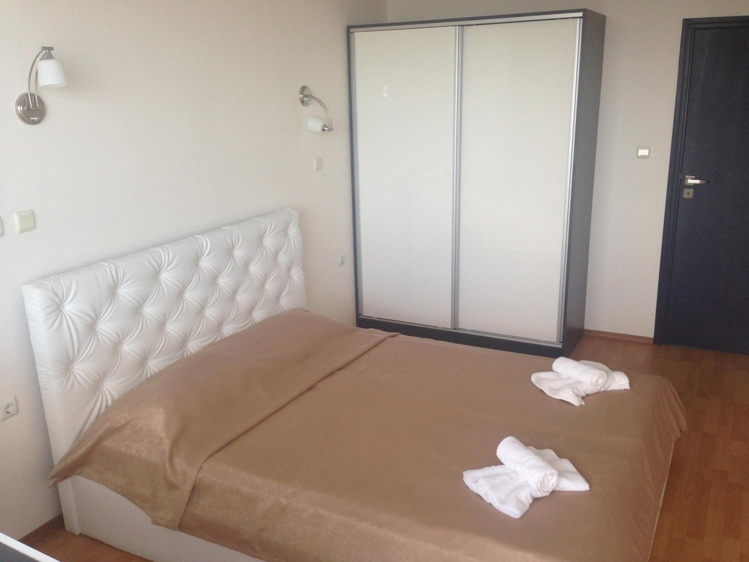 Dilov Apartments in Yalta Golden Sands