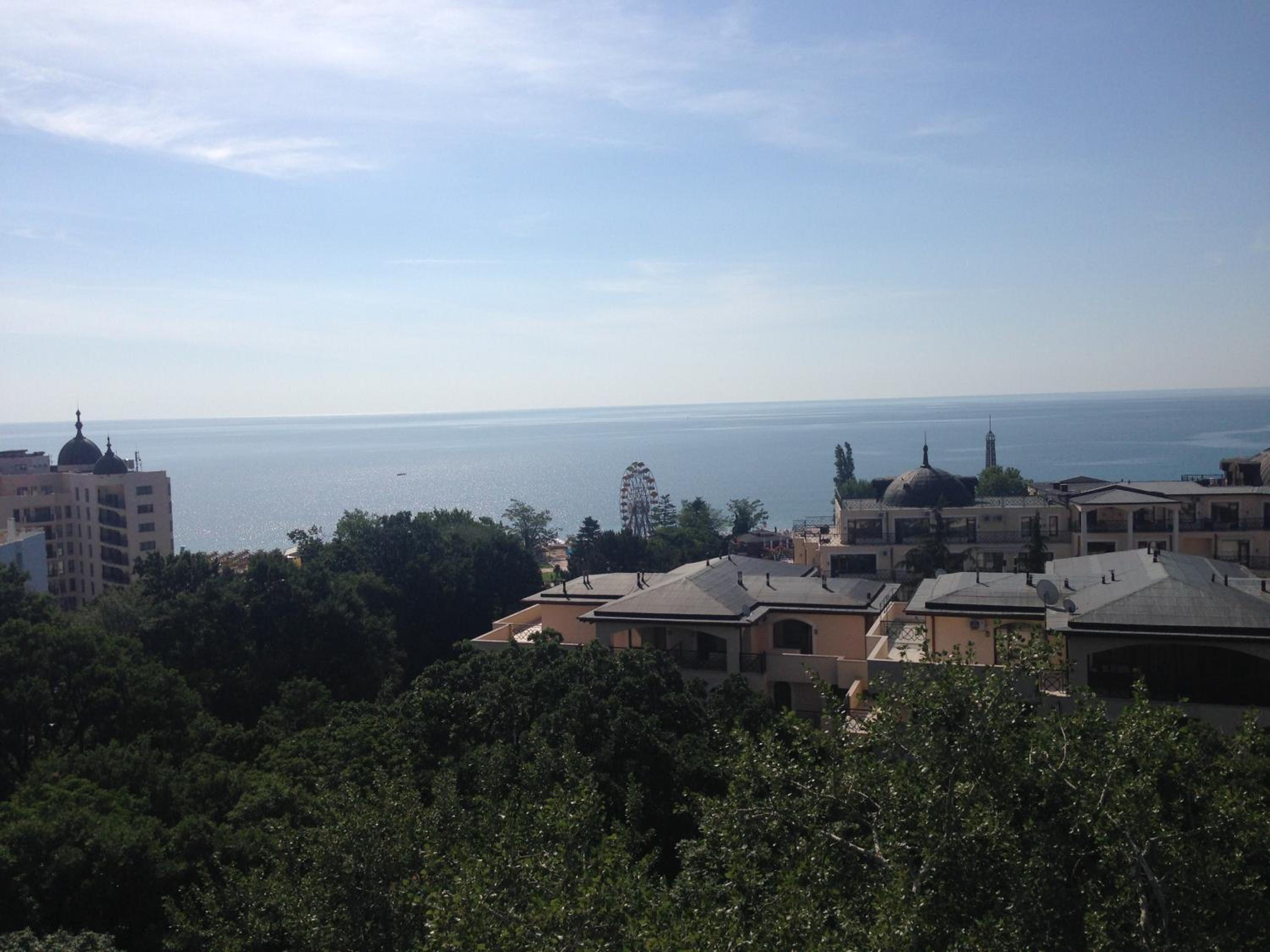 Dilov Apartments in Yalta Golden Sands
