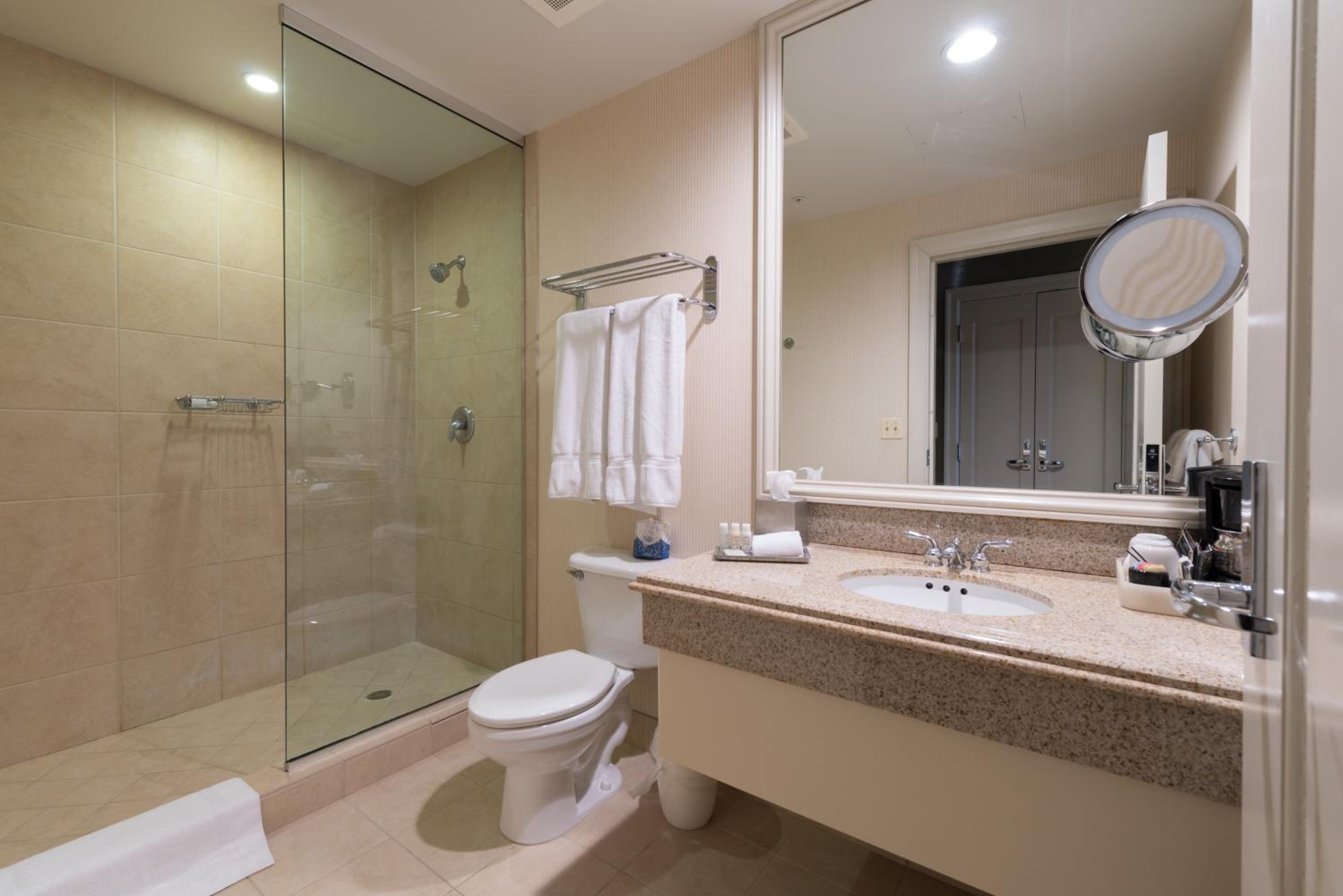 The Glen Club - Property Image 1