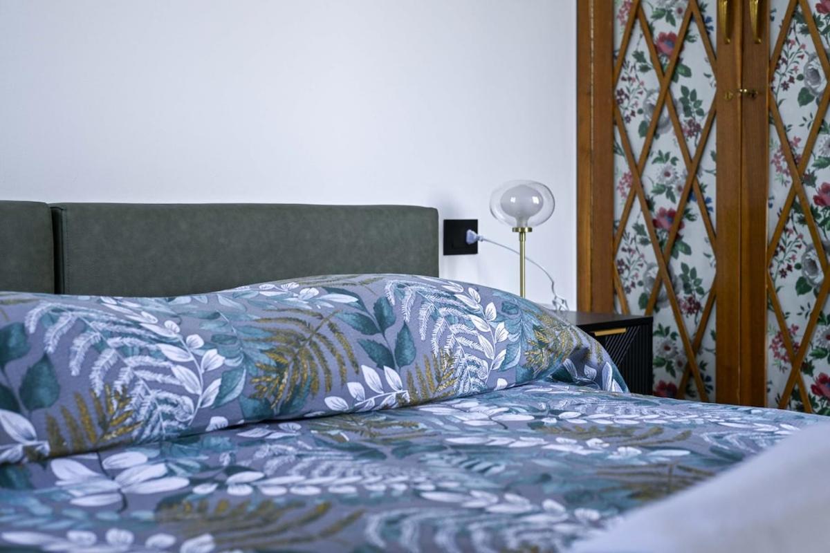 Villa Giovanna, Beautiful Rooms - by Host4U
