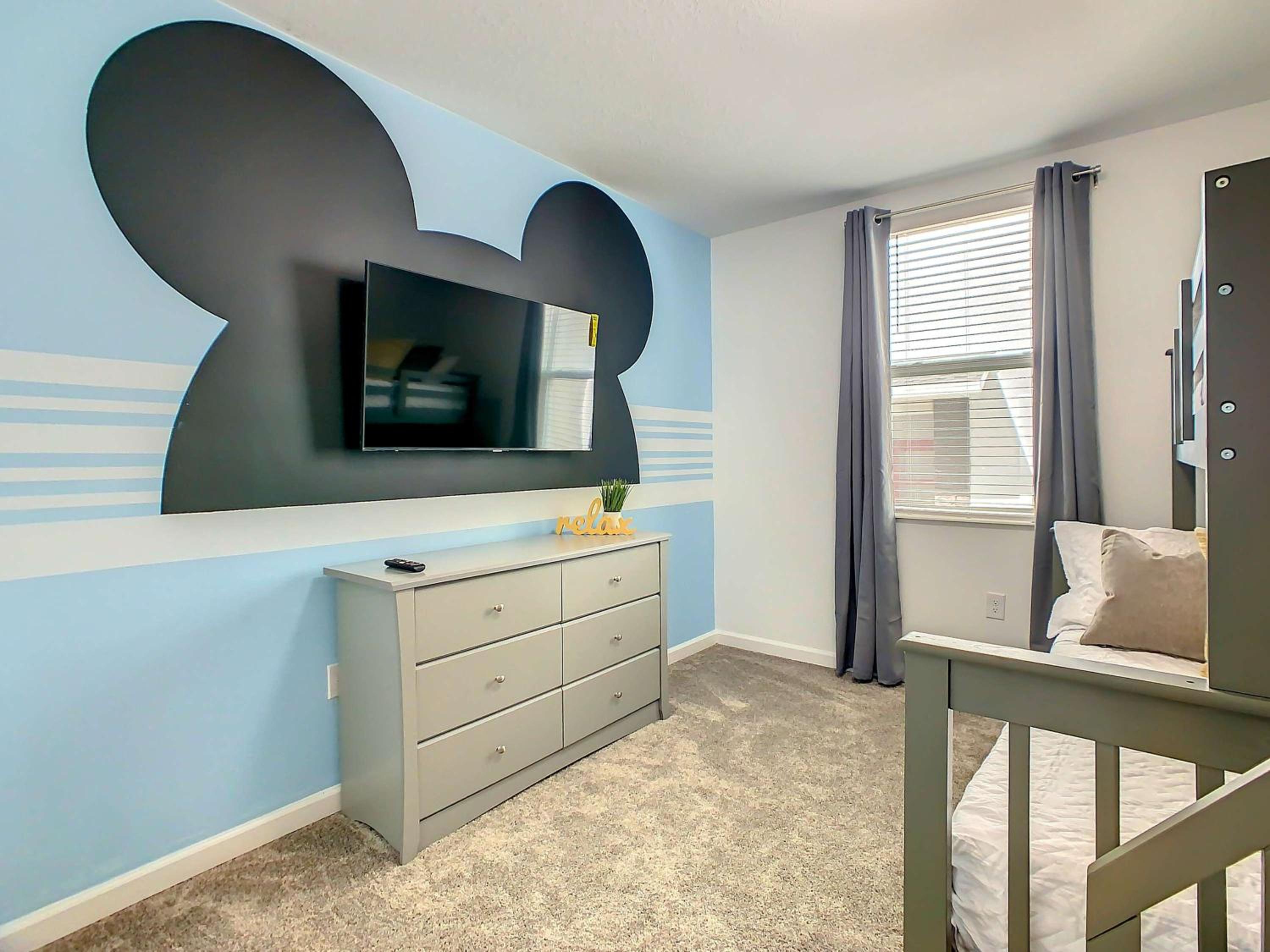 Family Themed 2BR Condo with Clubhouse Access