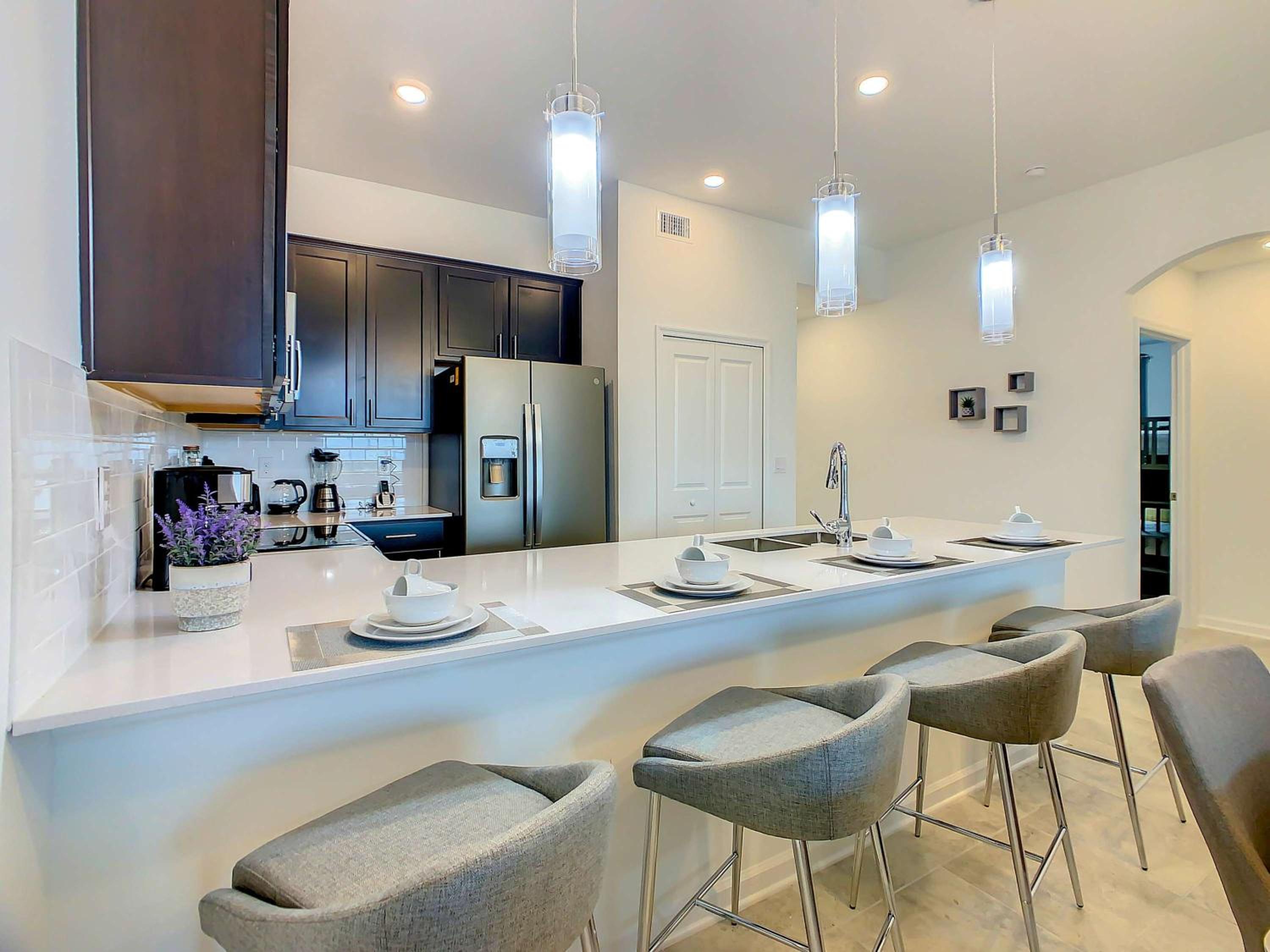 Family Themed 2BR Condo with Clubhouse Access