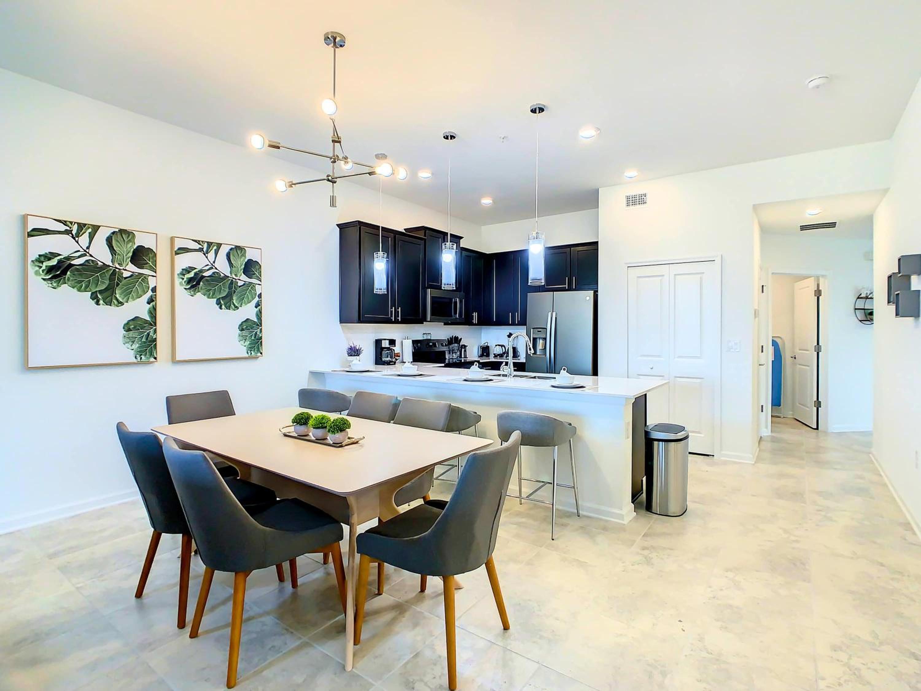 Family Themed 2BR Condo with Clubhouse Access