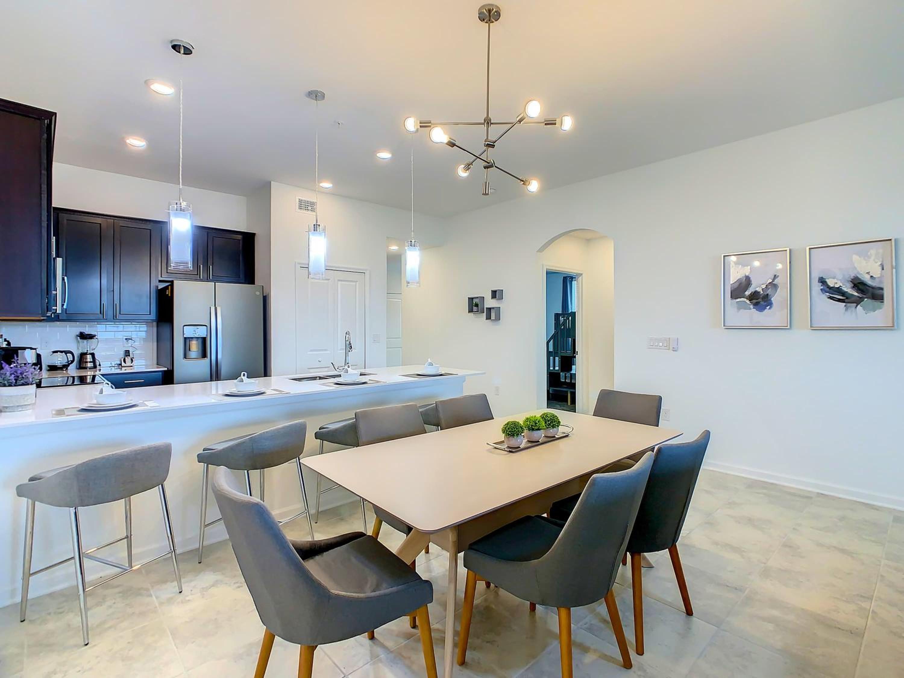 Family Themed 2BR Condo with Clubhouse Access