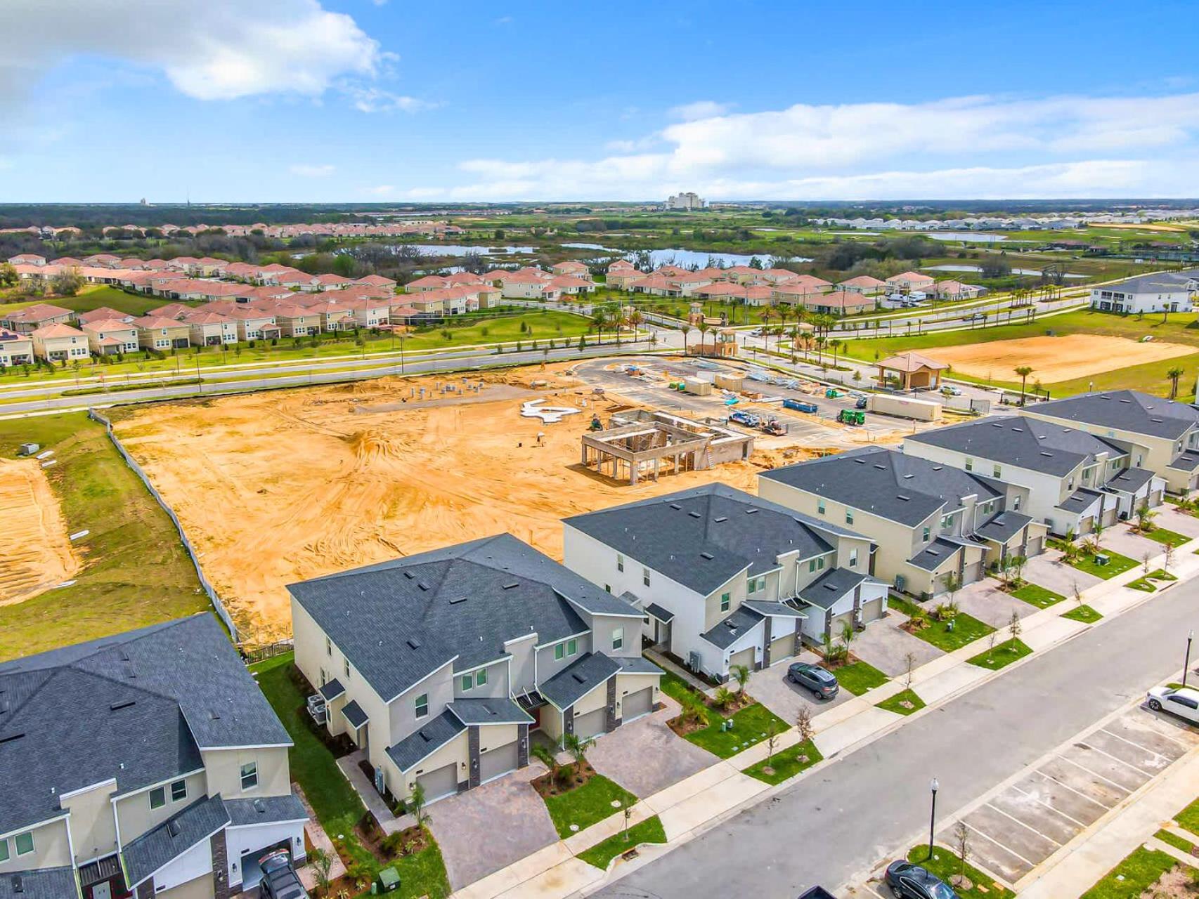 Family Themed 2BR Condo with Clubhouse Access