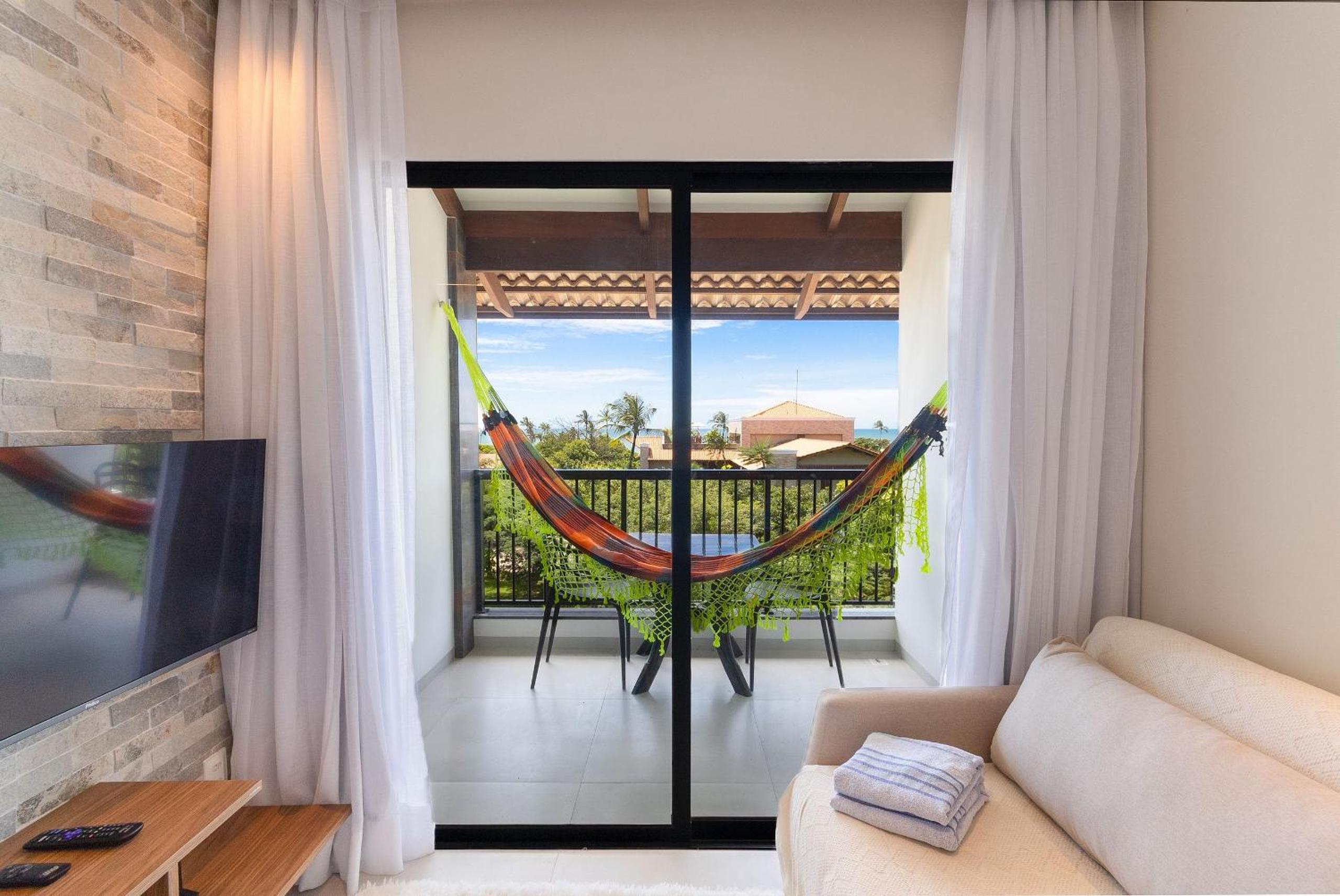Miami House Cumbuco by Carpediem
