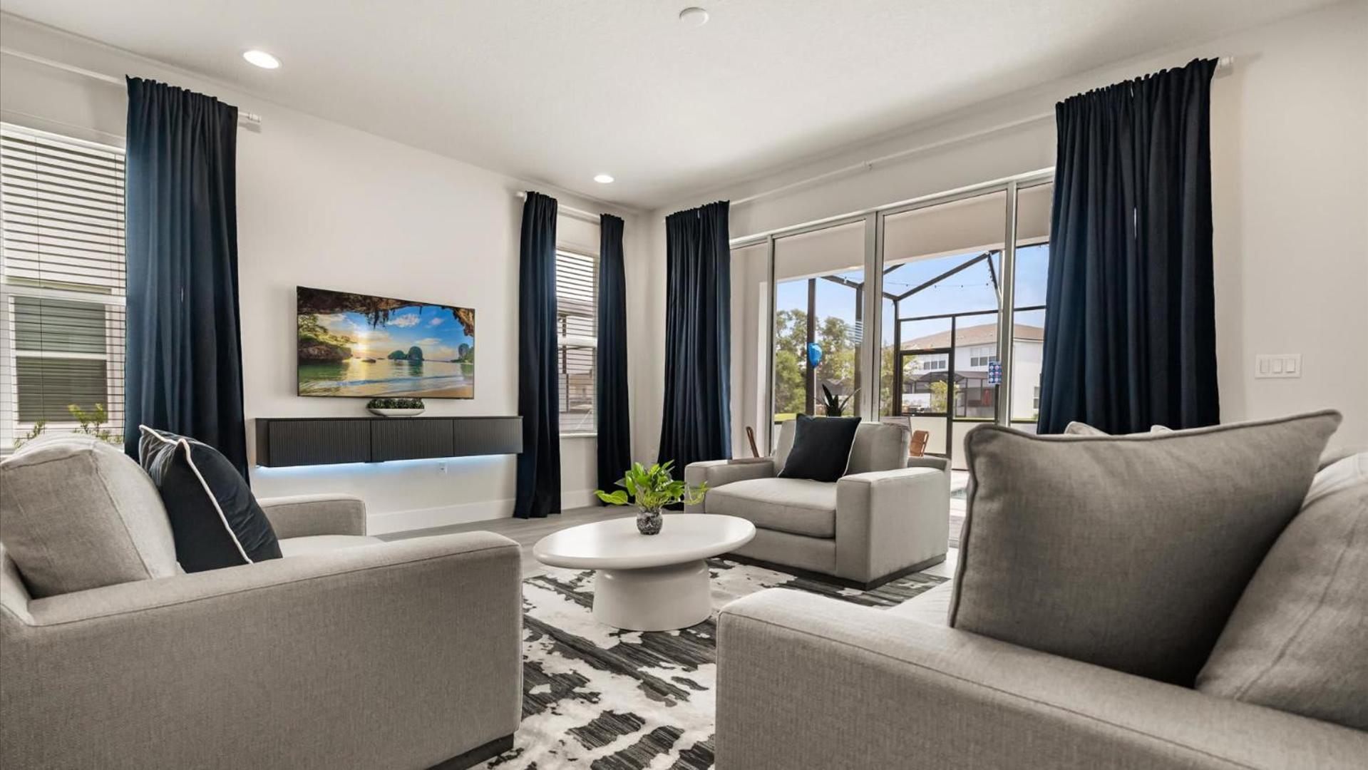 Contemporary 4BR Townhome with Pool & Themed Rooms