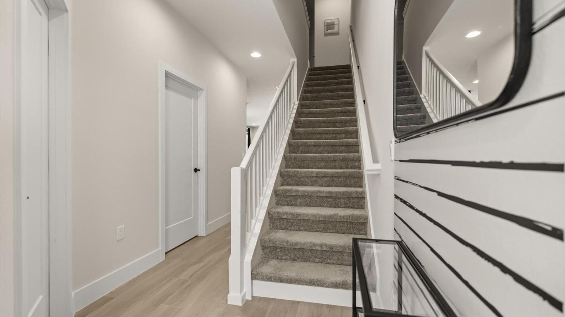 Contemporary 4BR Townhome with Pool & Themed Rooms