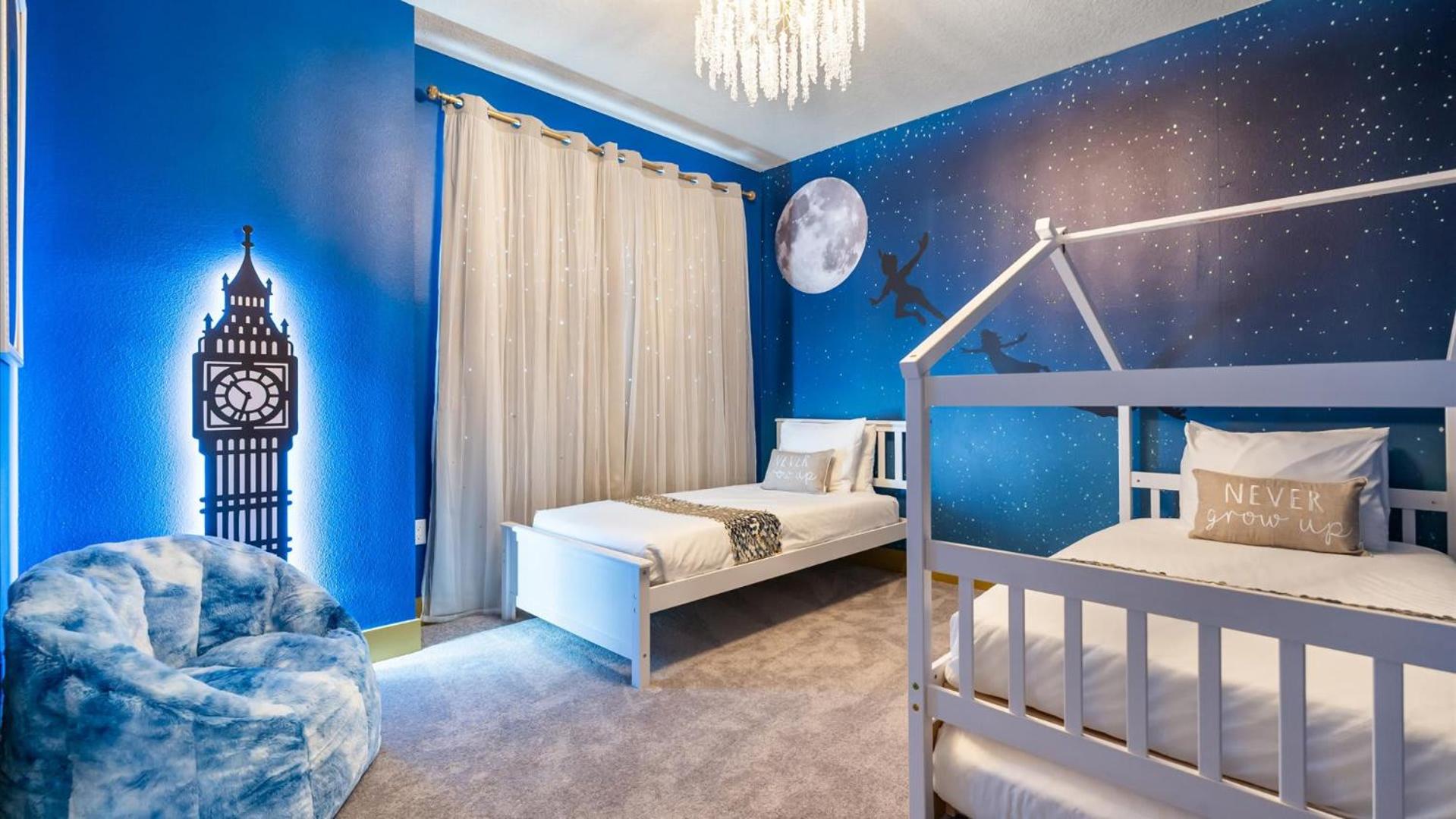 Contemporary 4BR Townhome with Pool & Themed Rooms