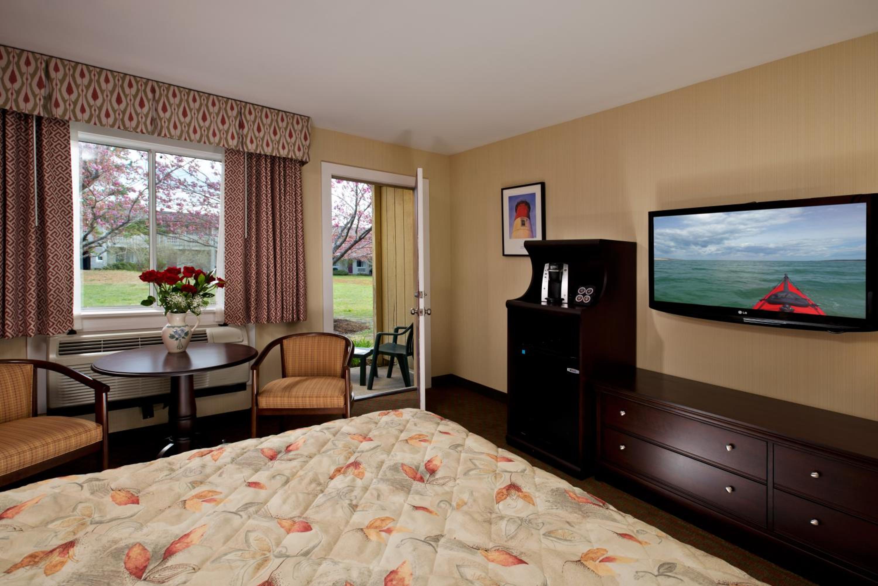 Wellfleet Motel & Lodge