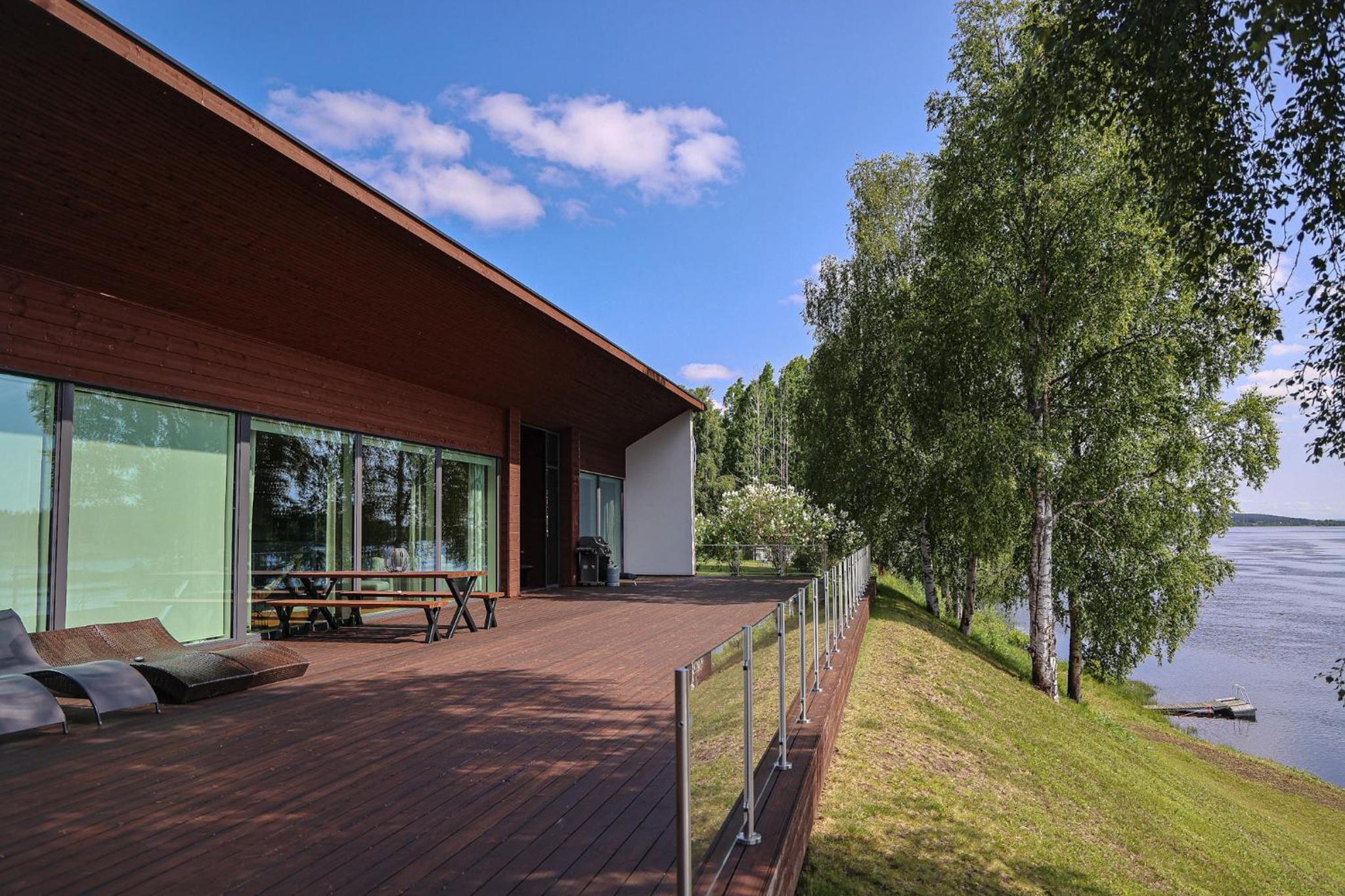 Arctic Star Villa By BookLapland