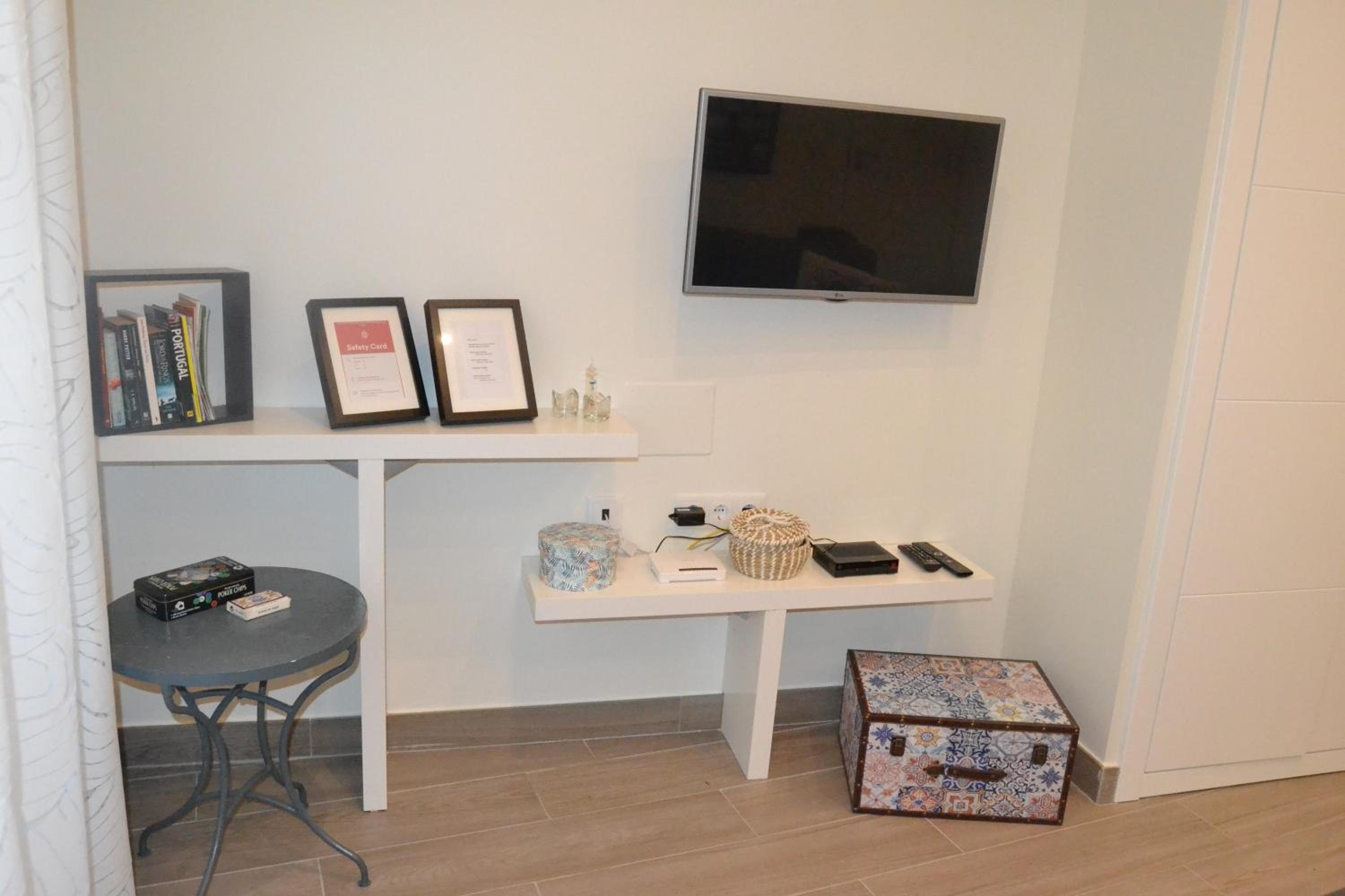 New charming flat in the Heart of Lisbon view 5