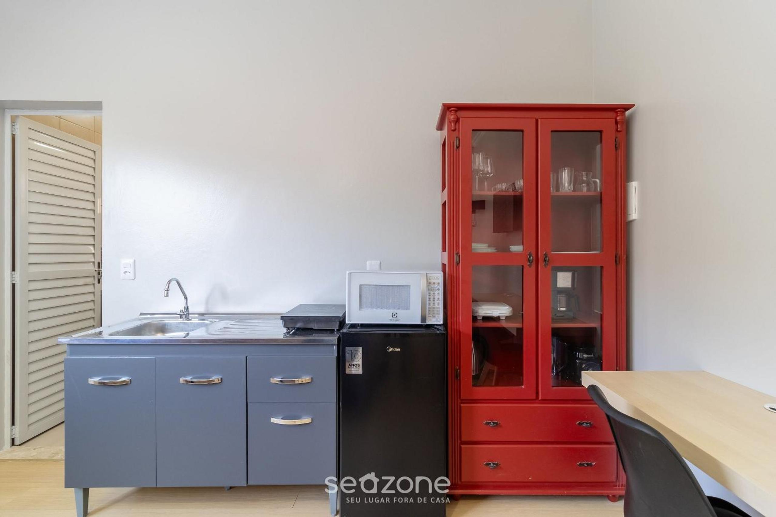 Modern Studio in Condominium with Pool in Floripa - ASK