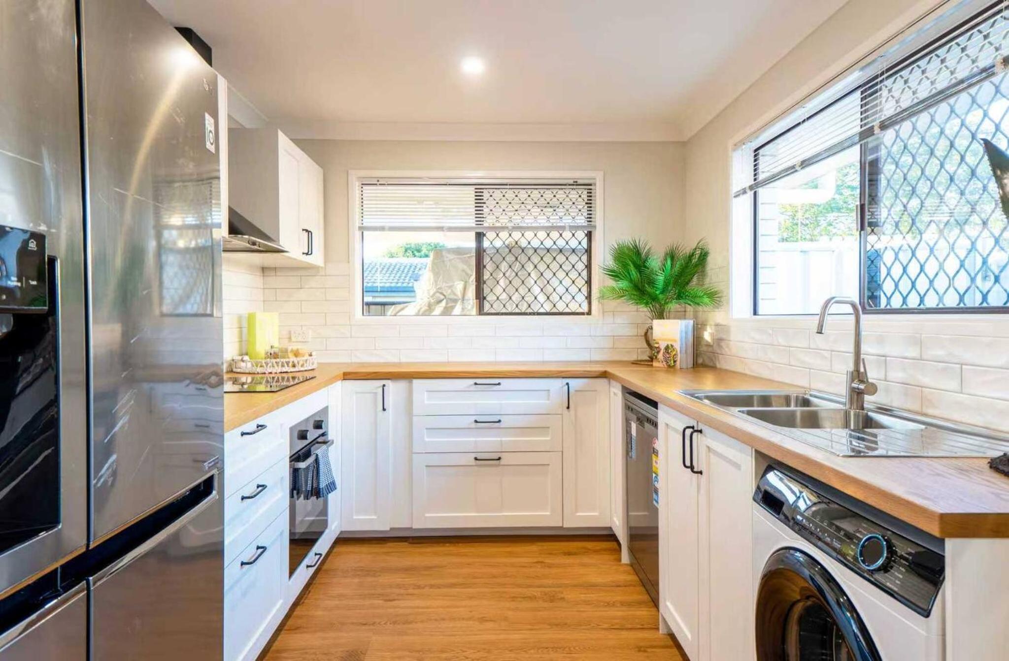 4Bed 2Bath in Capalaba Near Manly Habour, Shops & More