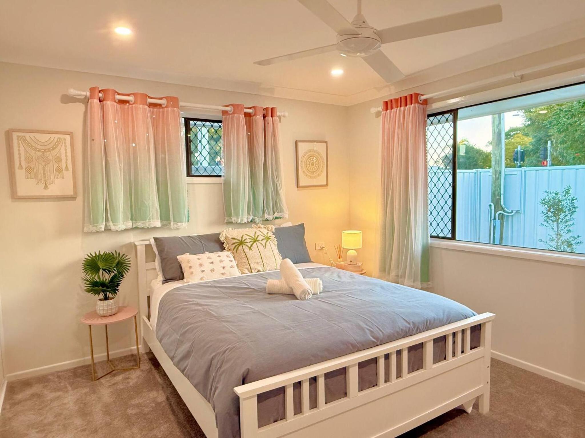4Bed 2Bath in Capalaba Near Manly Habour, Shops & More