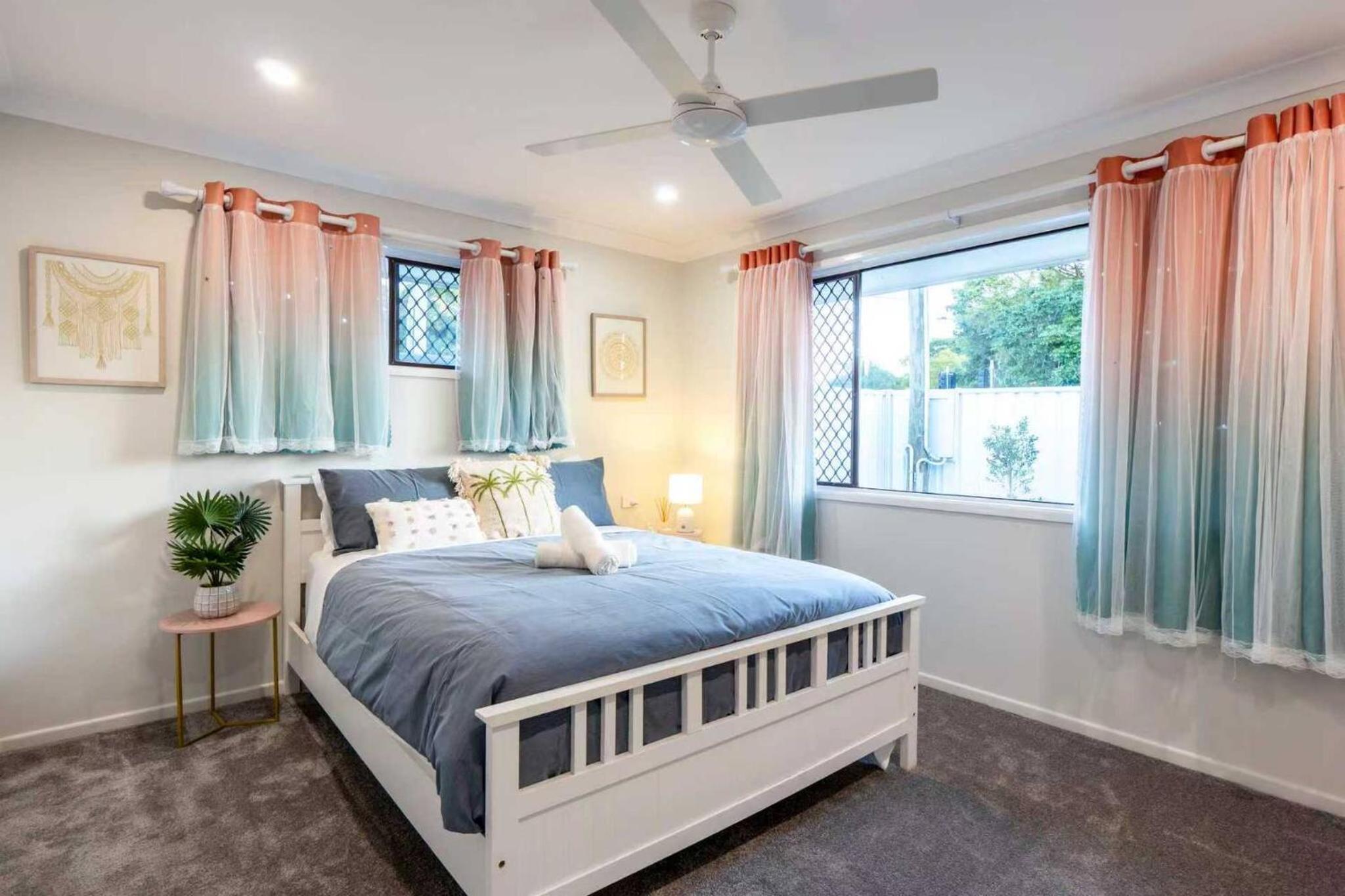 4Bed 2Bath in Capalaba Near Manly Habour, Shops & More