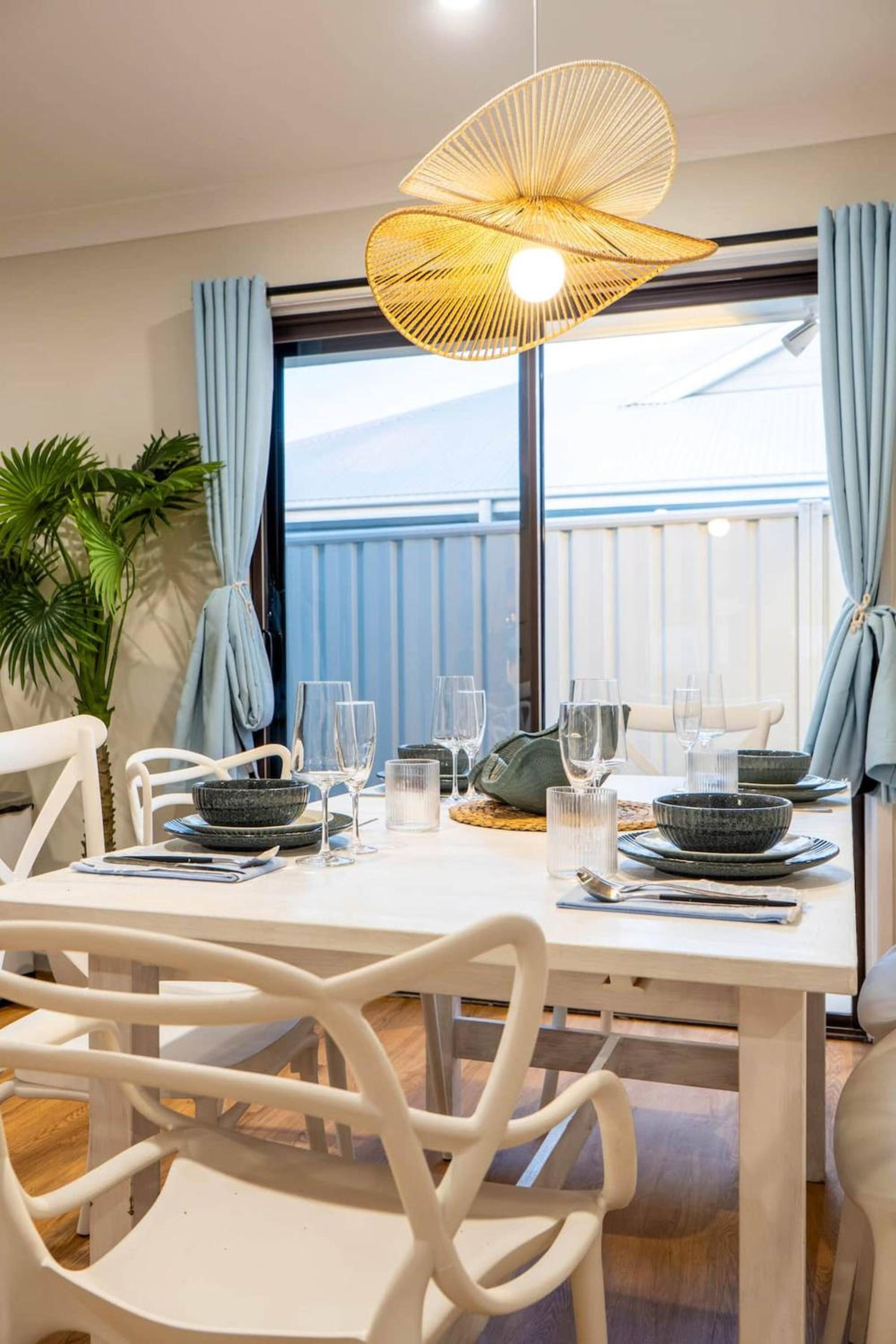 4Bed 2Bath in Capalaba Near Manly Habour, Shops & More