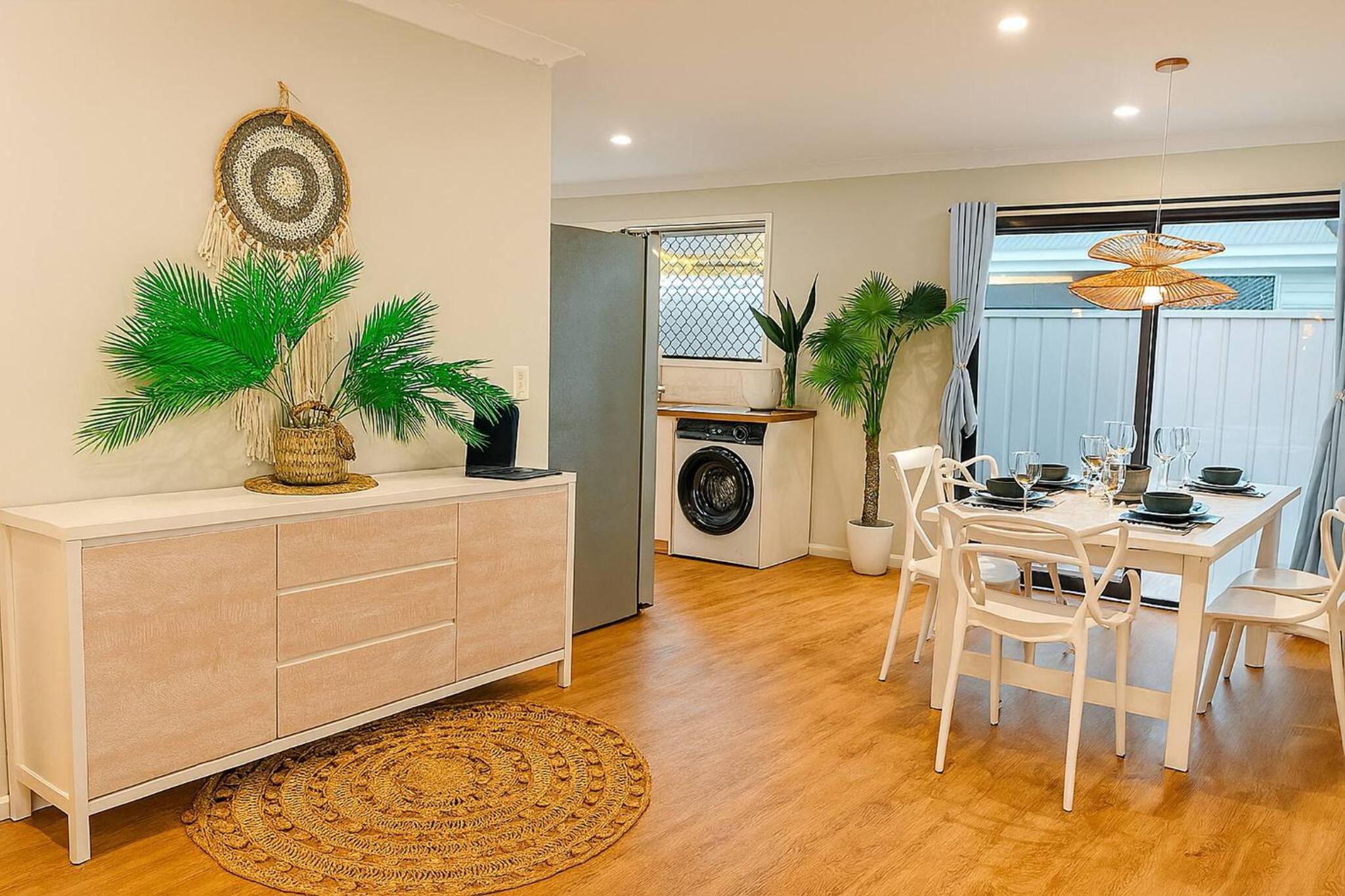 4Bed 2Bath in Capalaba Near Manly Habour, Shops & More