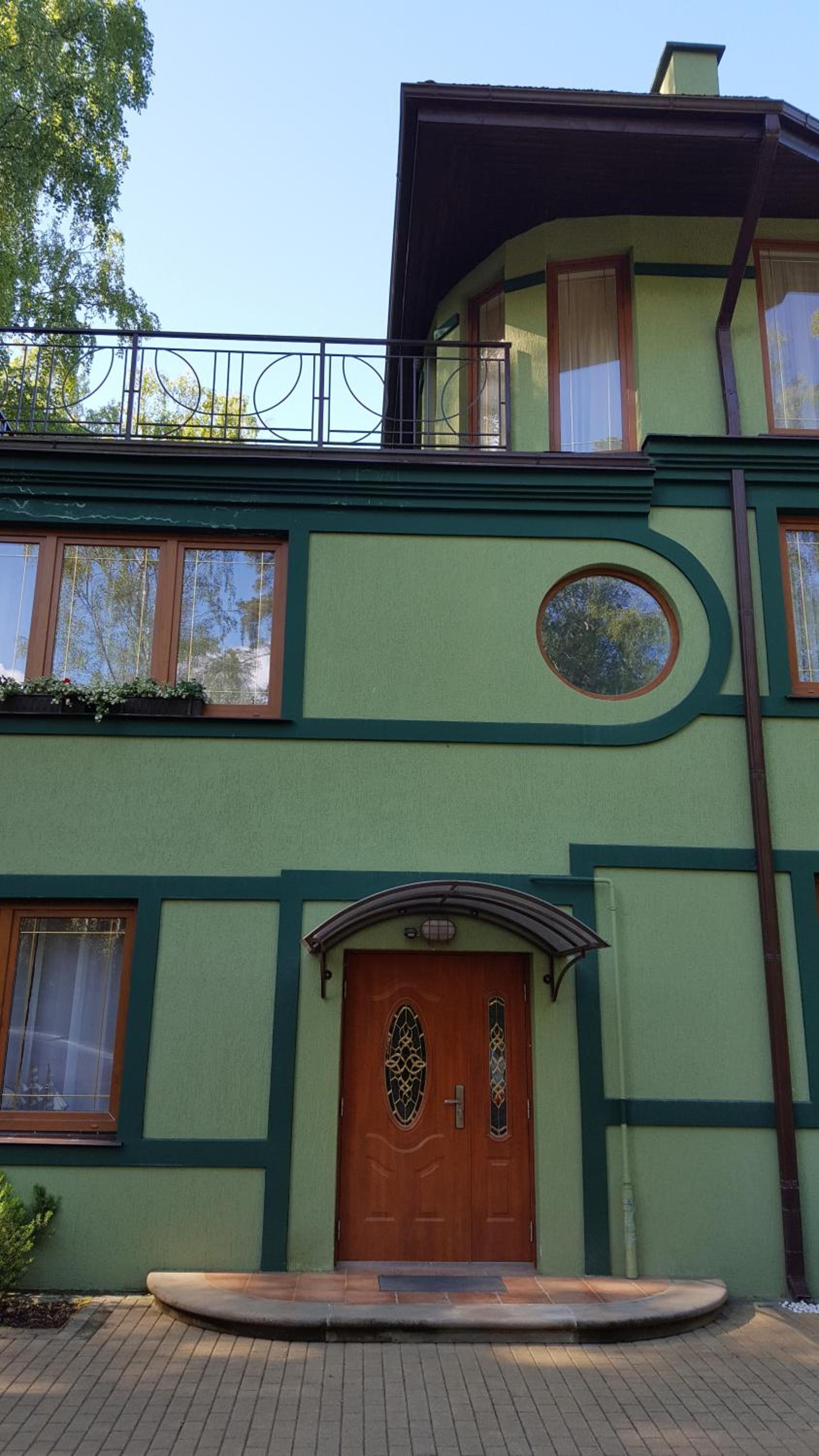 Villa Moderna view 3