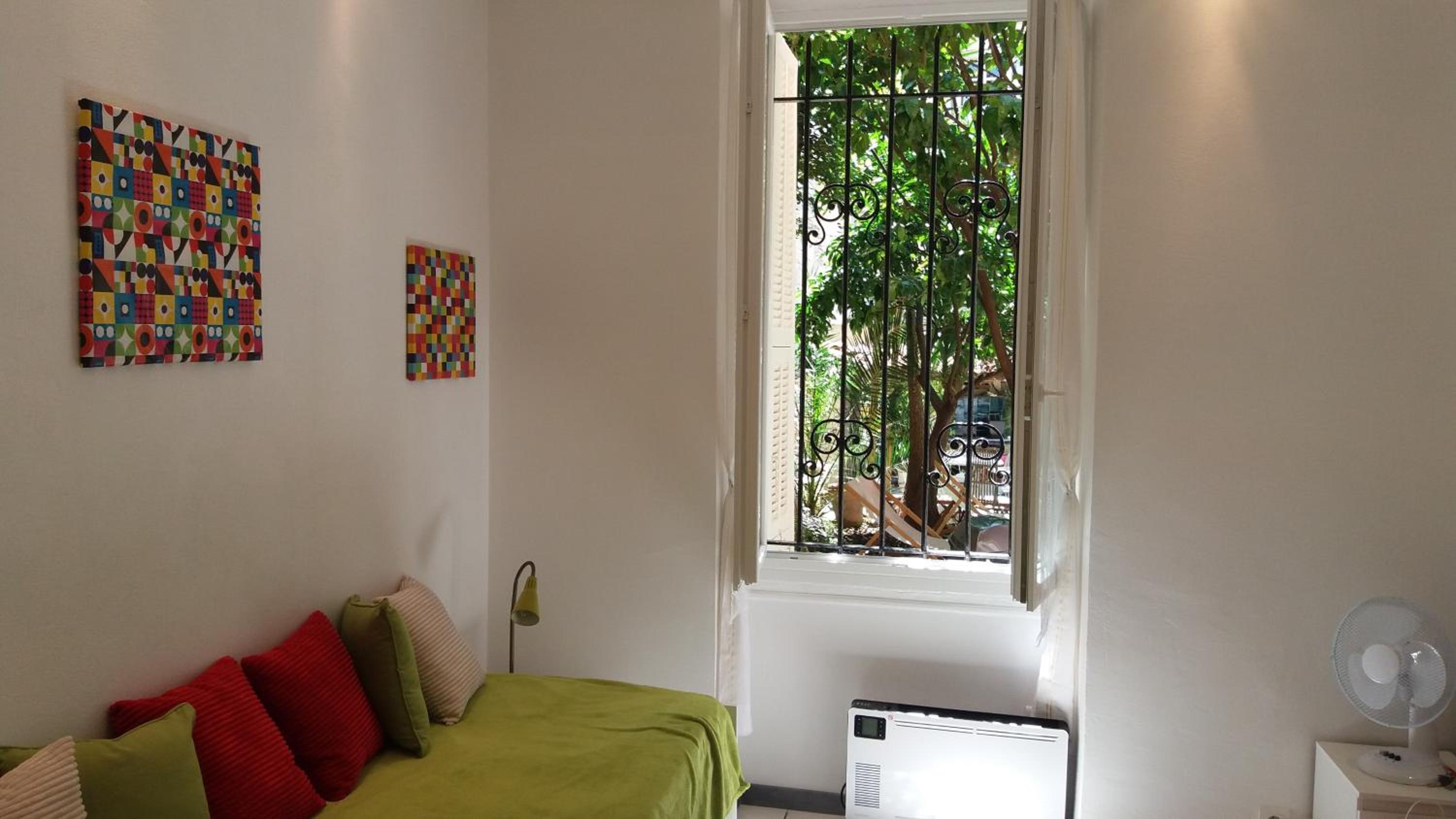 Studio dans la Villa "Litita" à Nice view 4