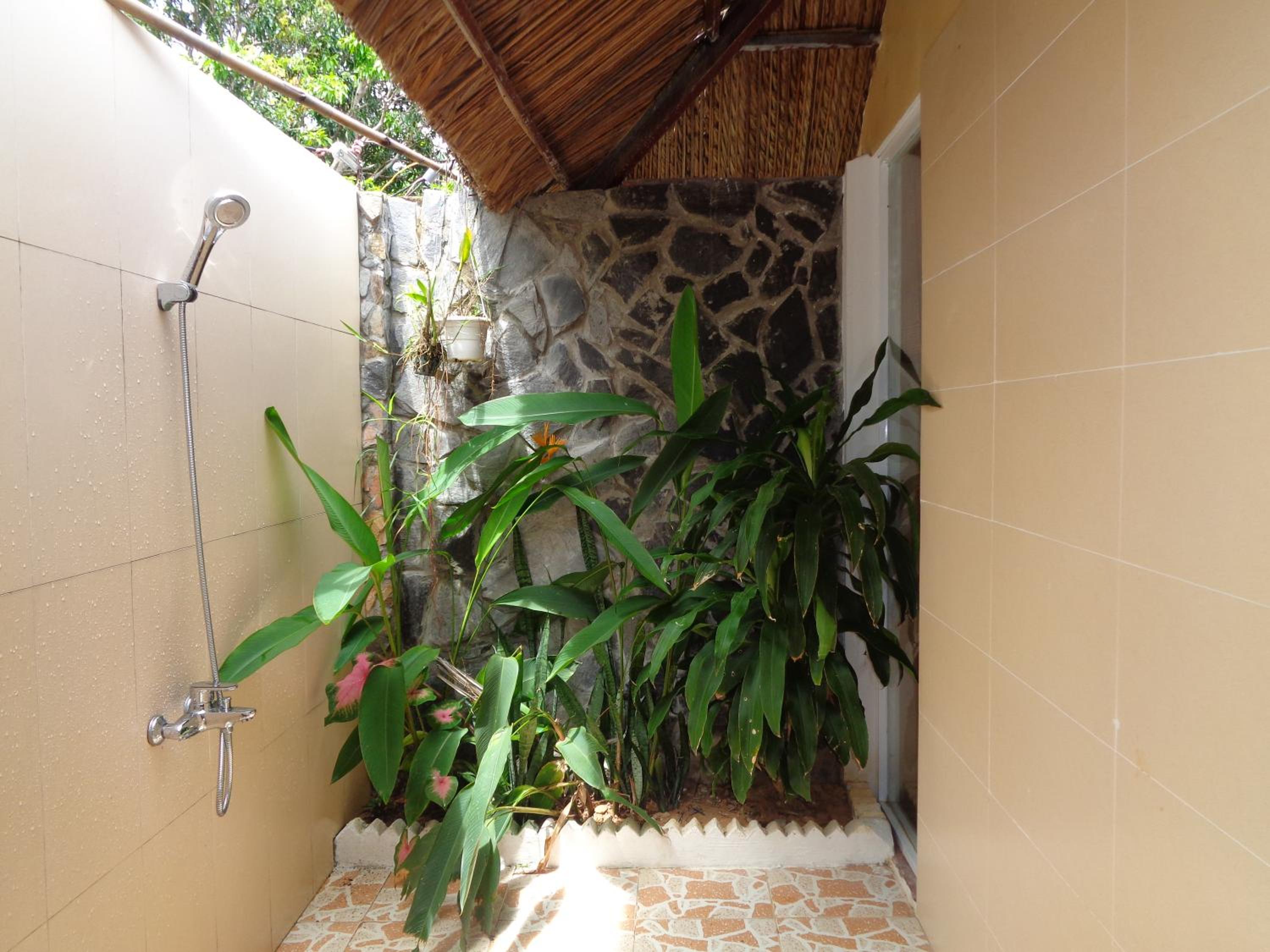 Ninila Fruit Farm Bungalow