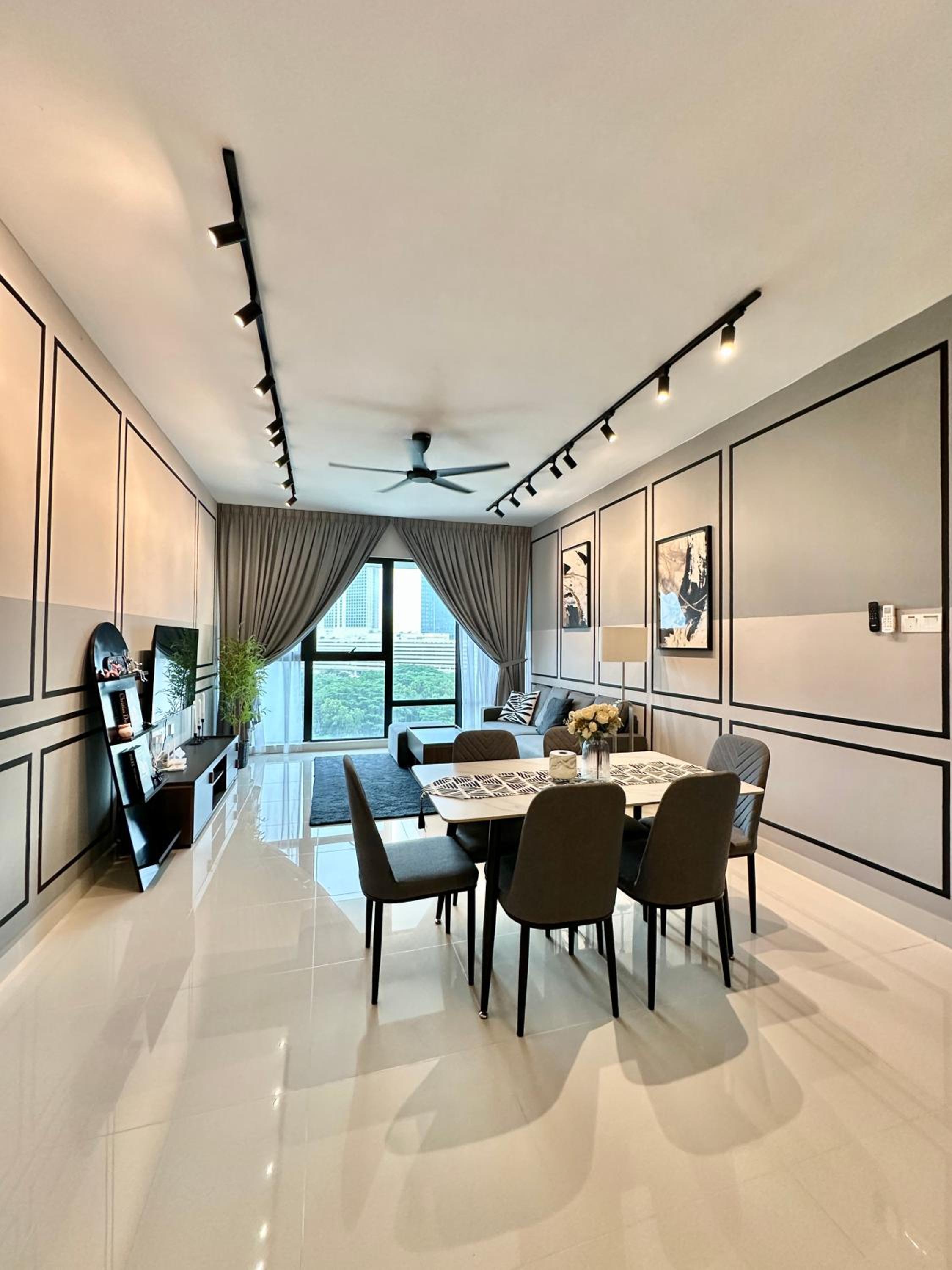 Modern 3BR Family Suite Mosaic Southkey Walk to Mid Valley