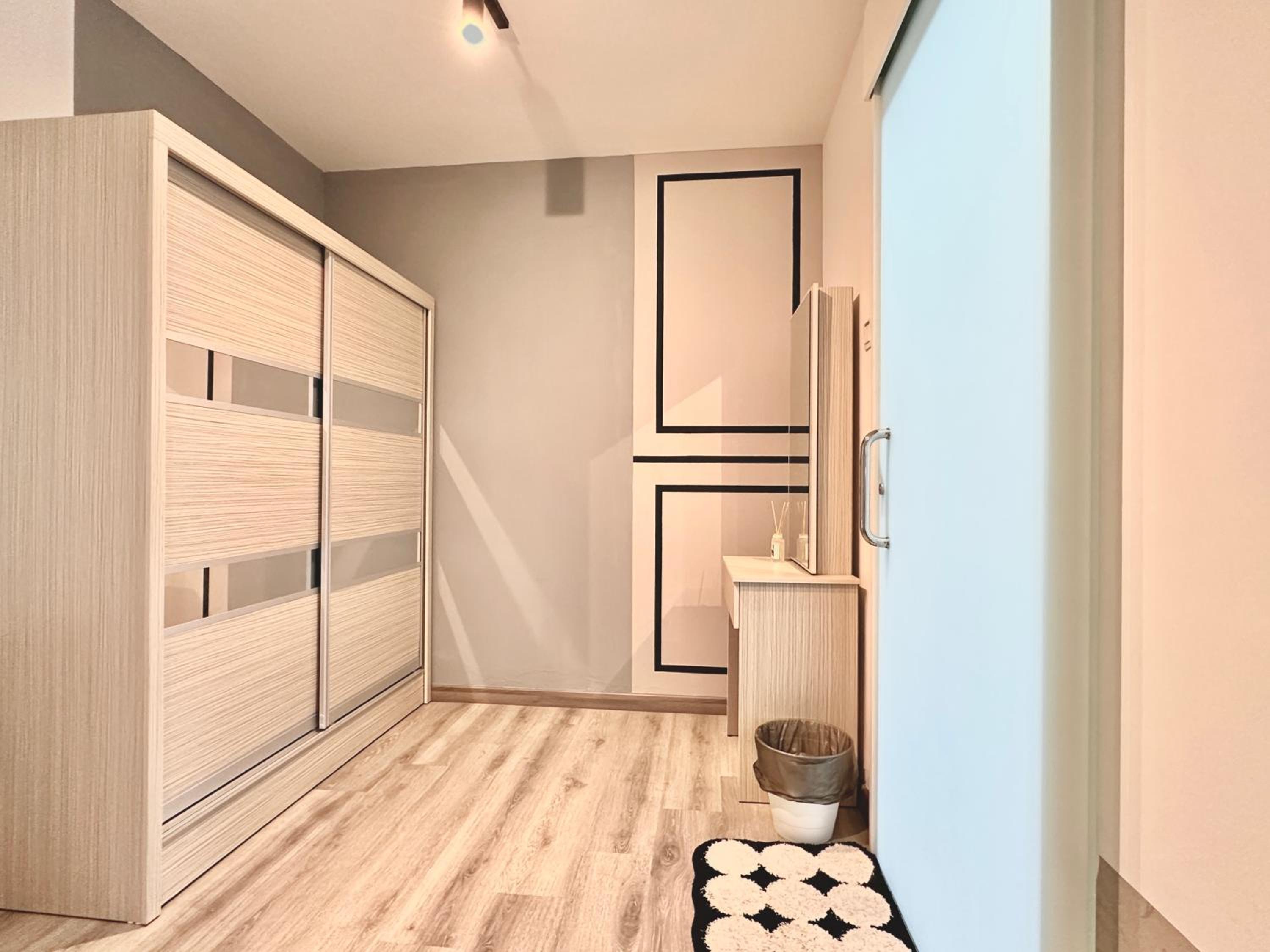 Modern 3BR Family Suite Mosaic Southkey Walk to Mid Valley