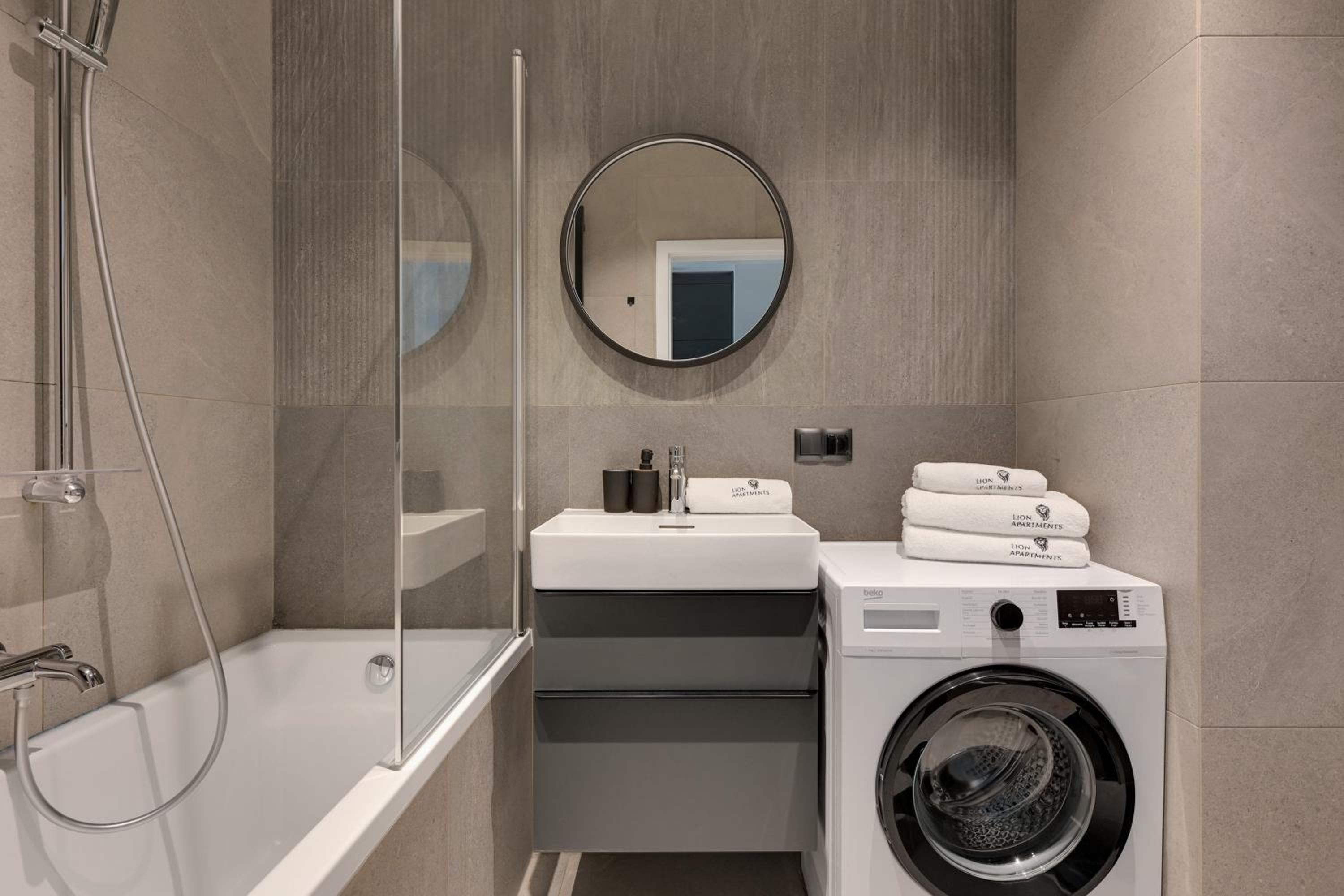 Scala City Center Premium Studios by Lion Apartments