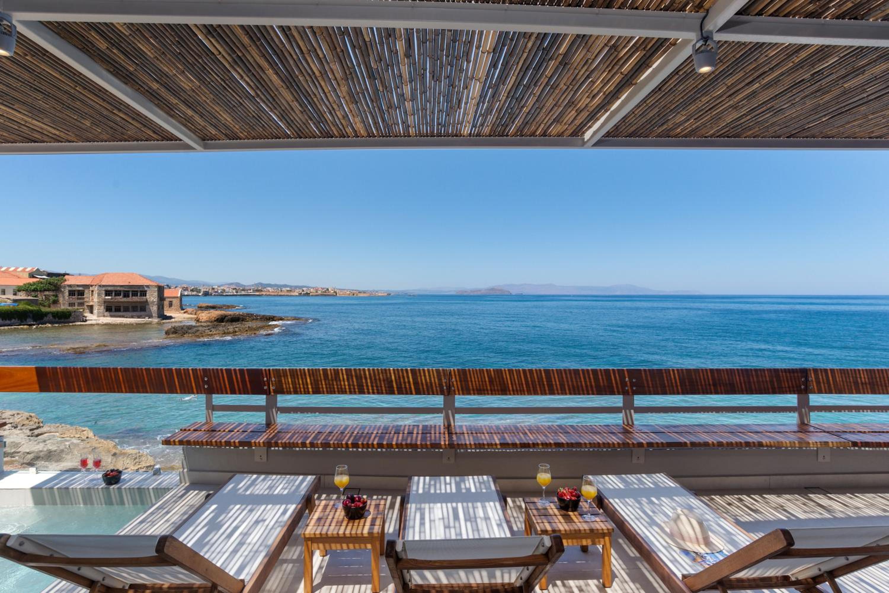 Kormoranos-Hydrobates Waterfront Villa