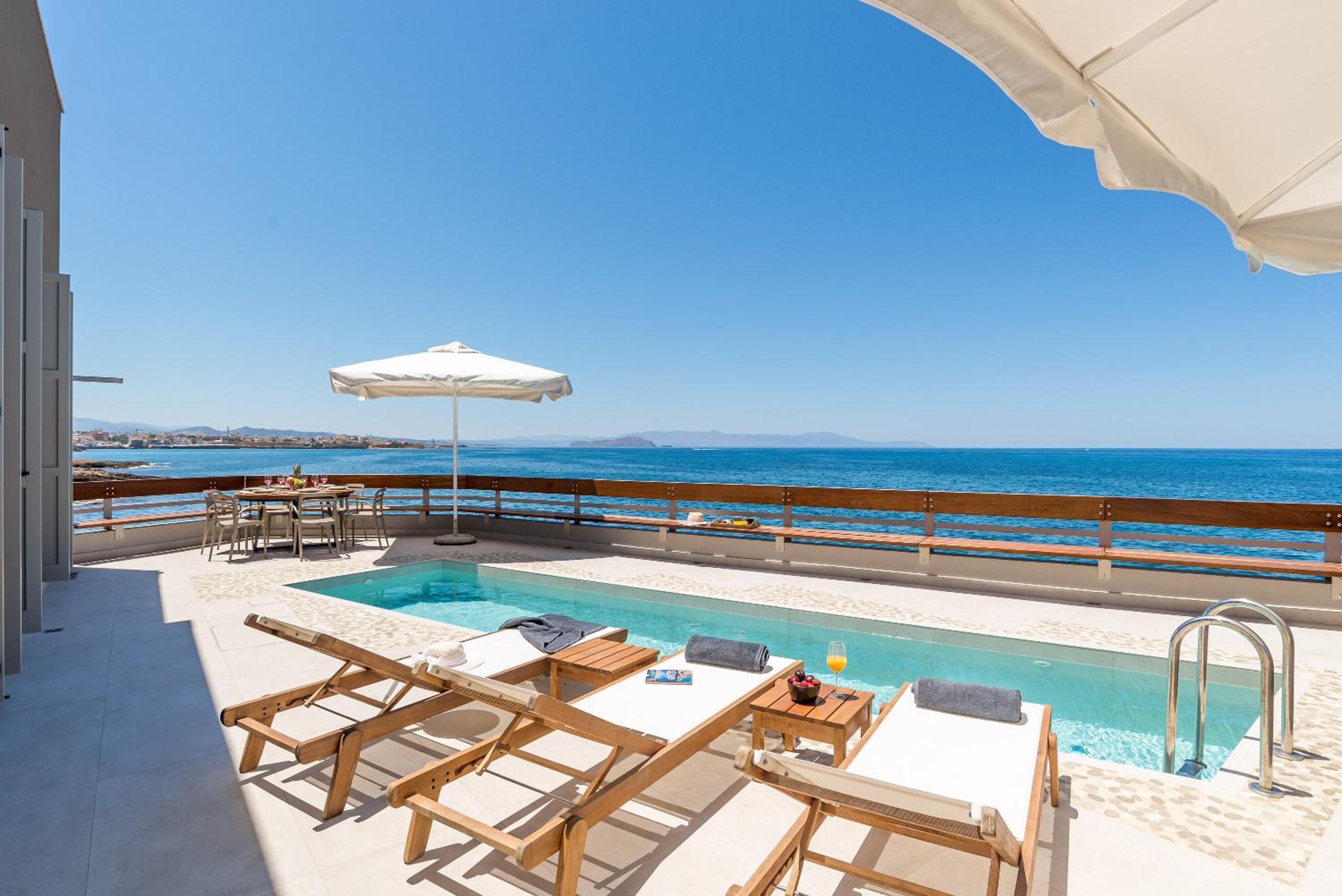 Kormoranos-Hydrobates Waterfront Villa