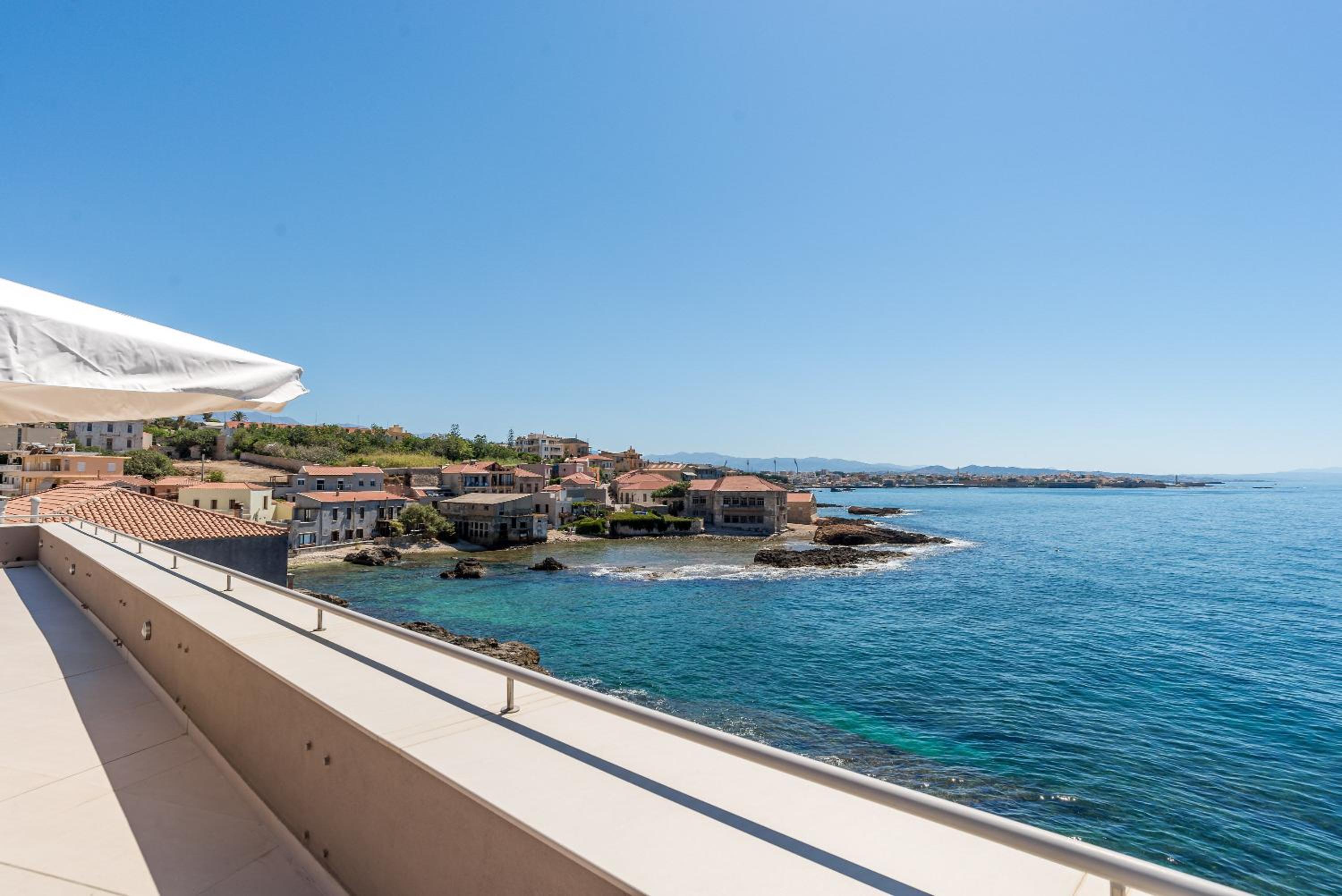 Kormoranos-Hydrobates Waterfront Villa