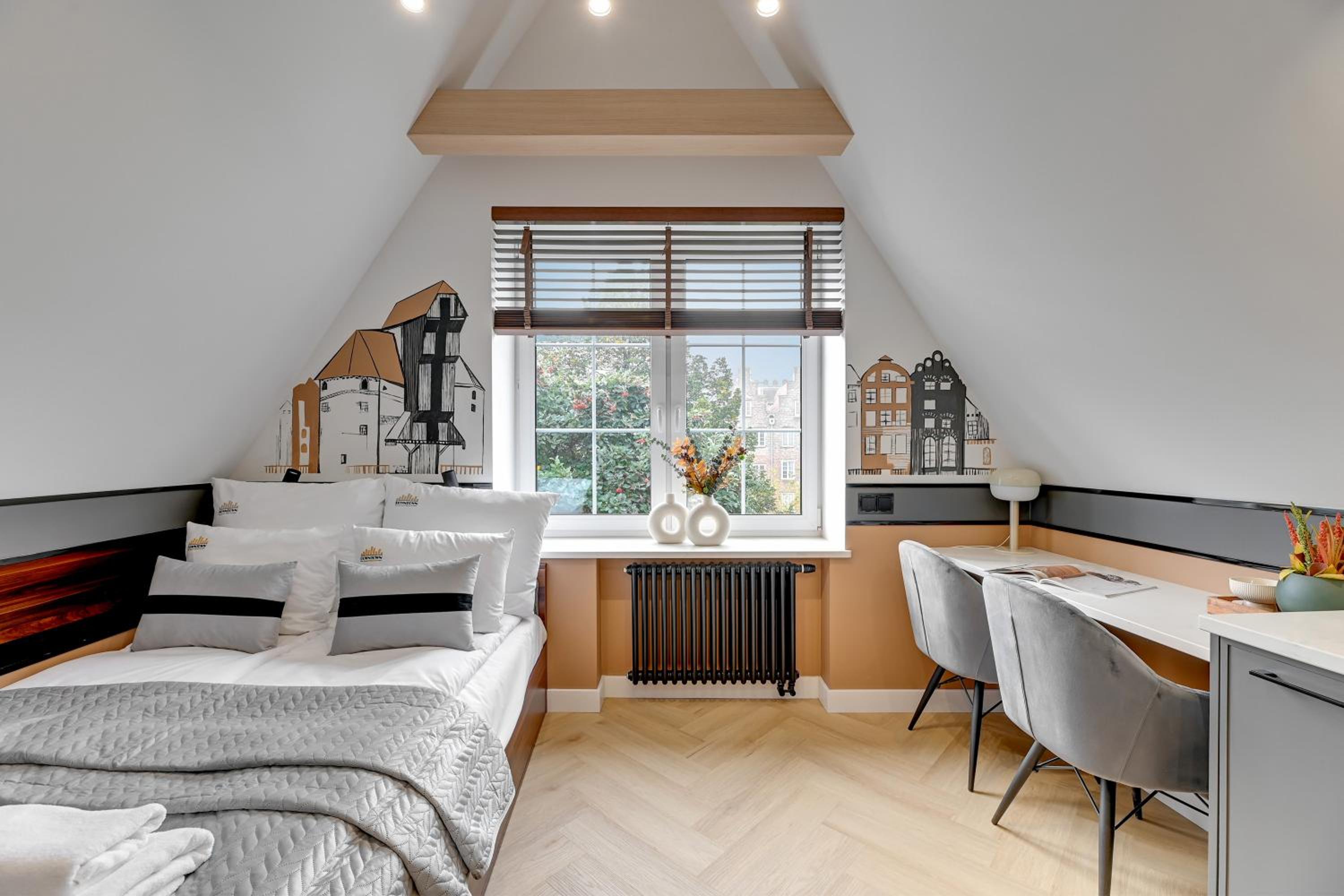 Old Town Świętojańska Boutique Stay by Downtown Apartments