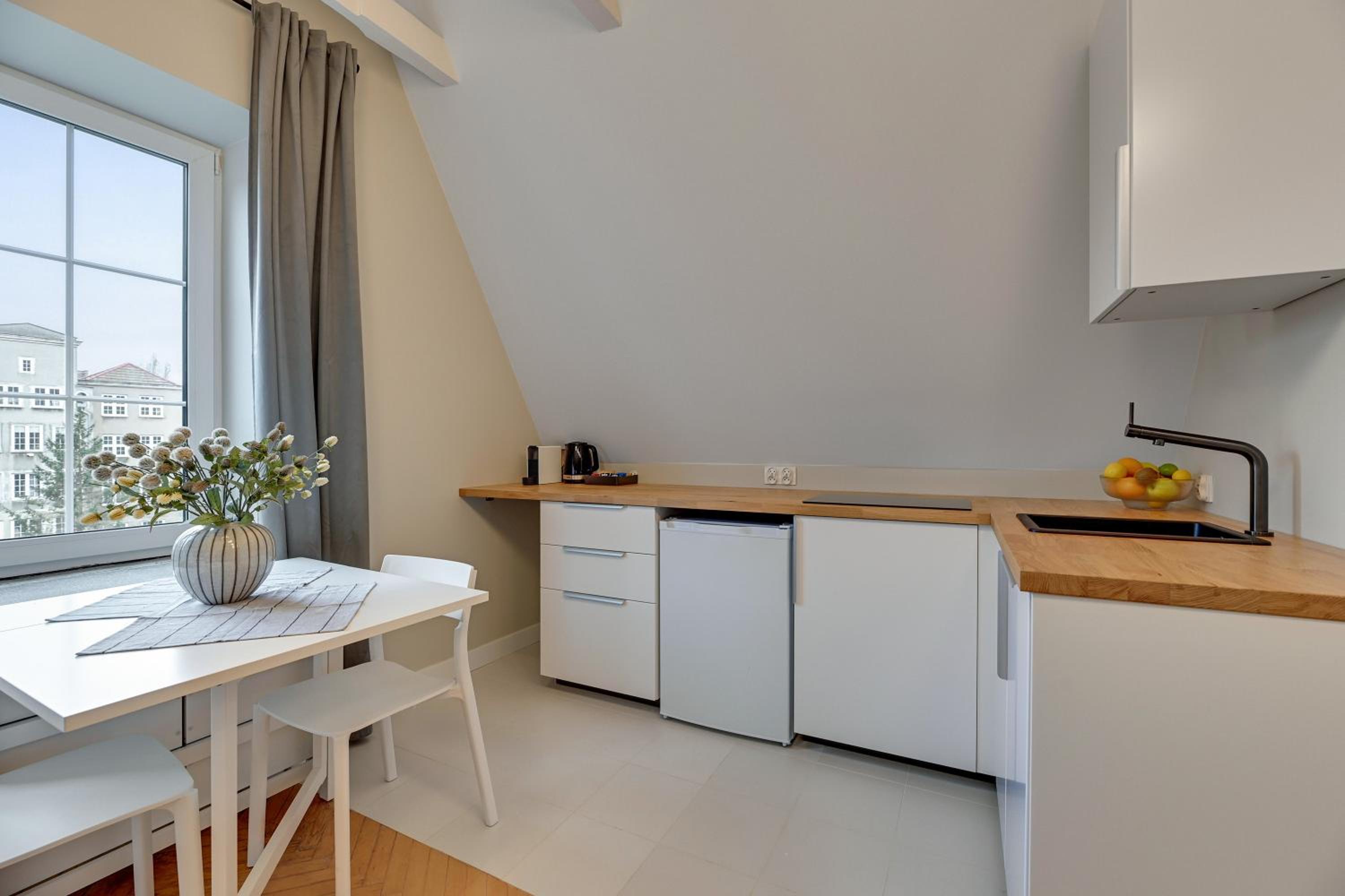 Old Town Świętojańska Boutique Stay by Downtown Apartments