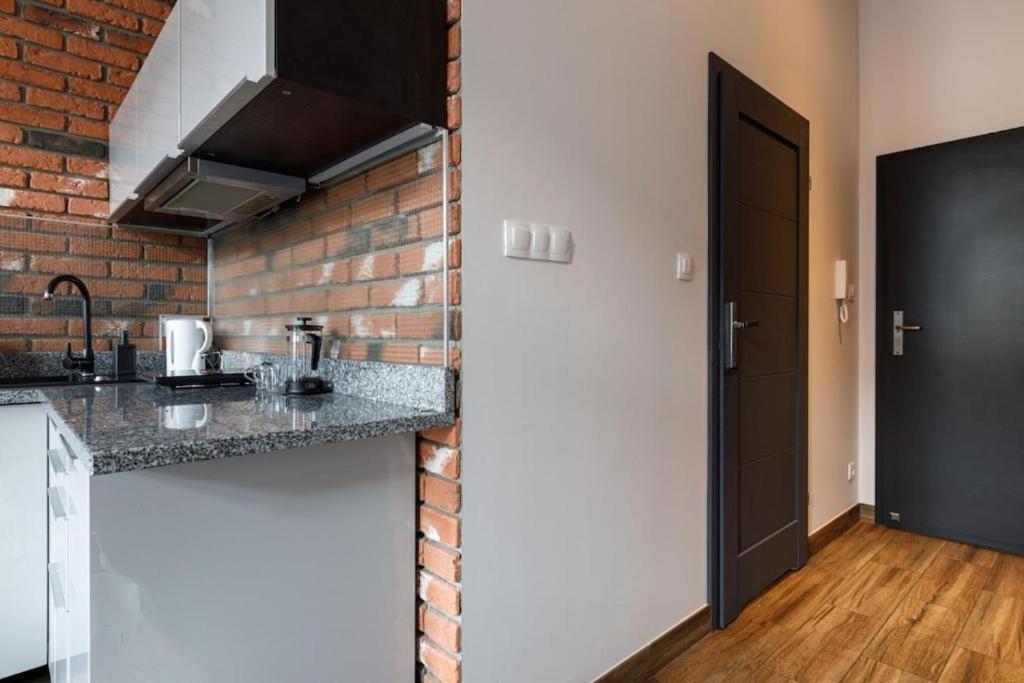 Golden Apartments Wrocław - Cozy Studio - Great Location&K28