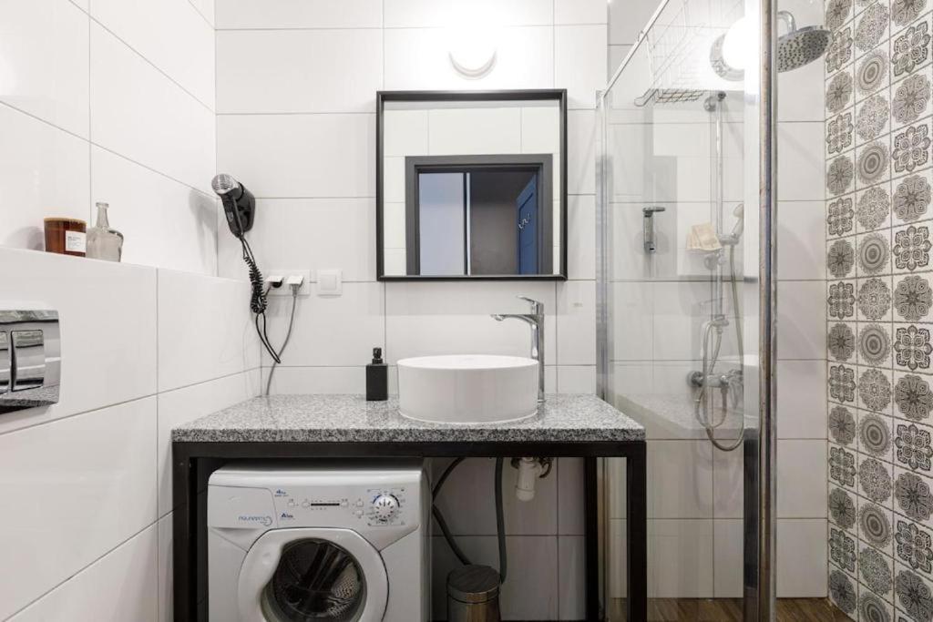 Golden Apartments Wrocław - Cozy Studio - Great Location&K28