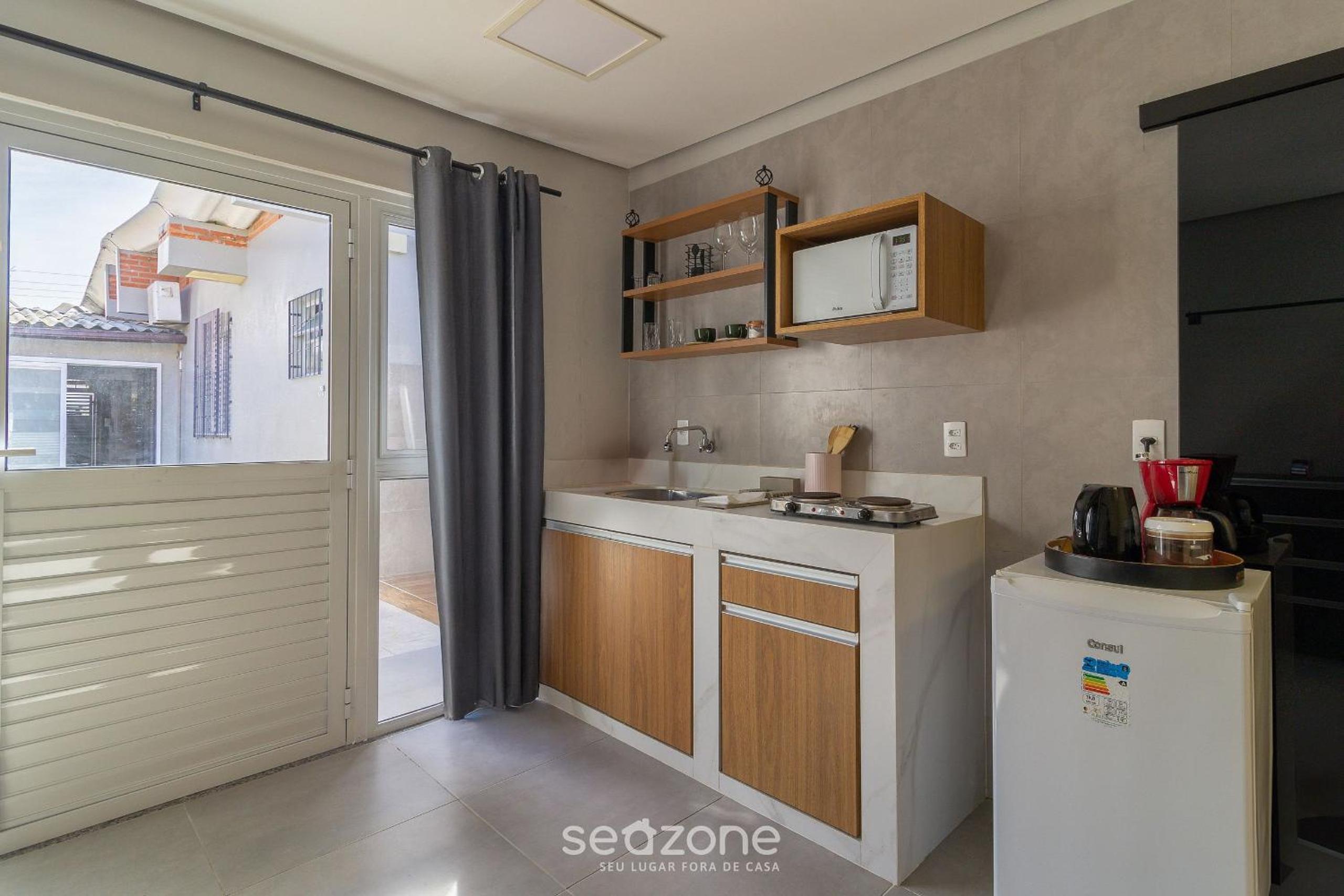 Modern Studio in Condominium with Pool in Floripa - ASK