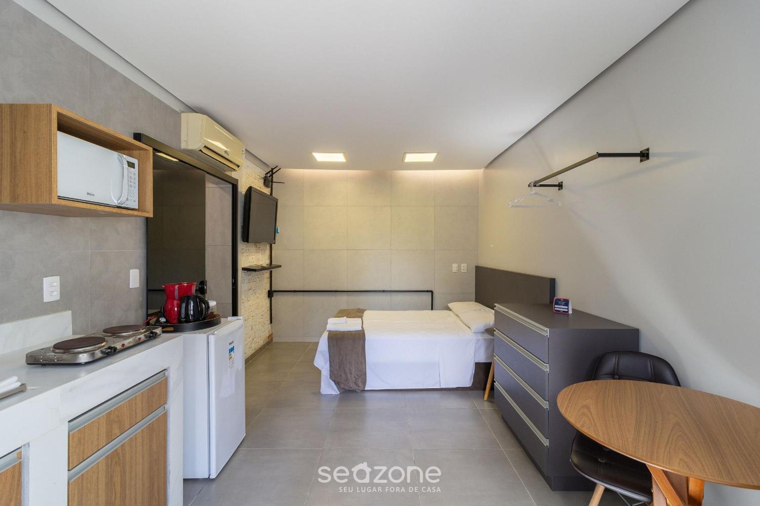 Modern Studio in Condominium with Pool in Floripa - ASK