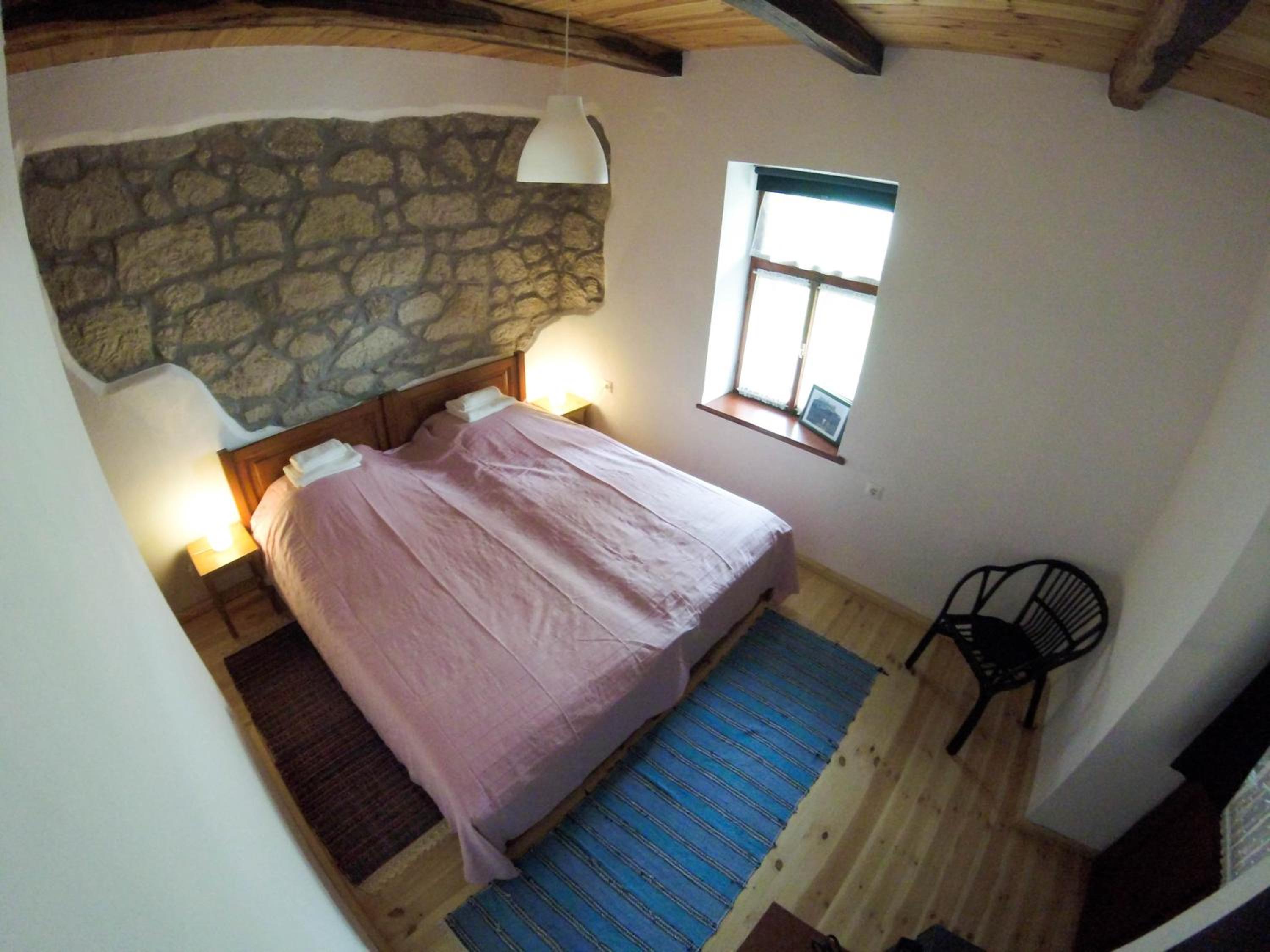 Photo 48