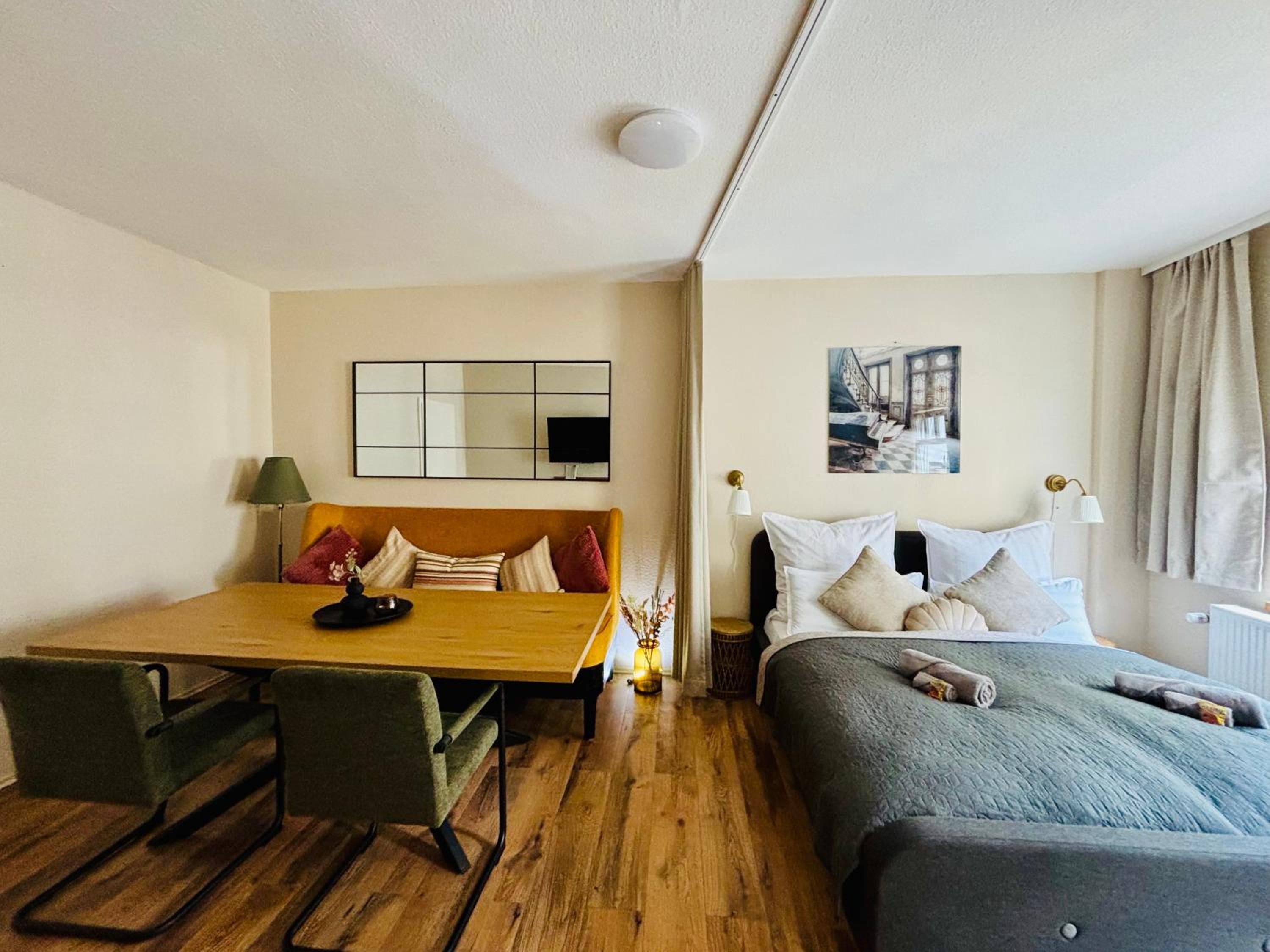 AyCatcherHomes - Chiron Boutique Apt 2BR Old Town Marburg